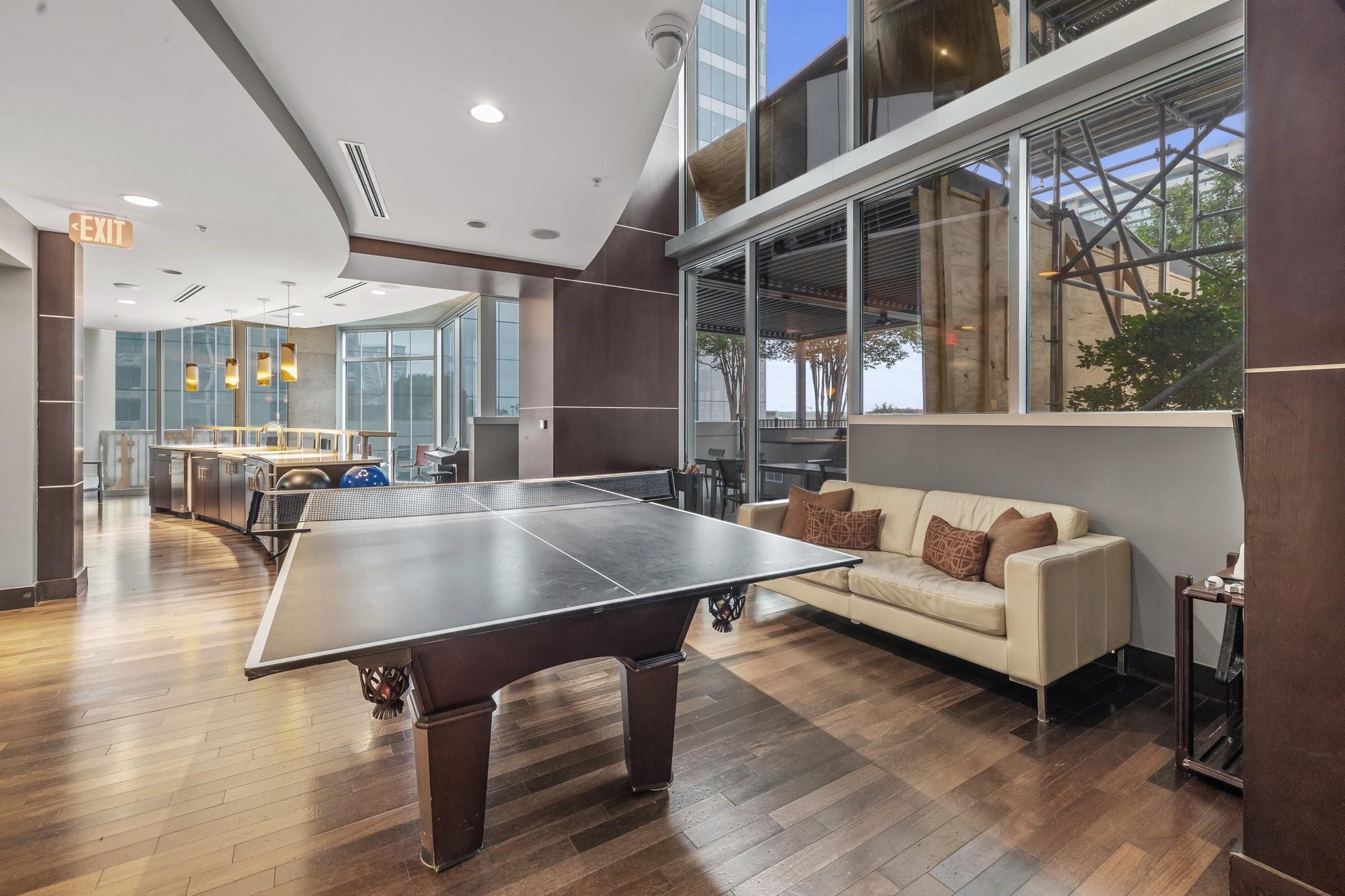 360 Nueces St # 911, Austin, TX 78701