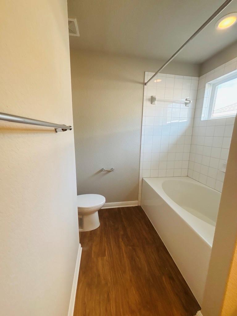 1418 Walden Pond Dr, Pflugerville, TX 78660