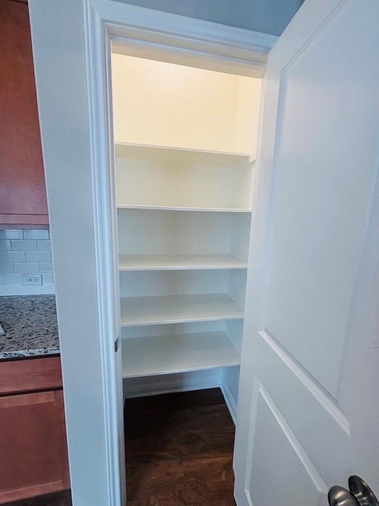 1418 Walden Pond Dr, Pflugerville, TX 78660