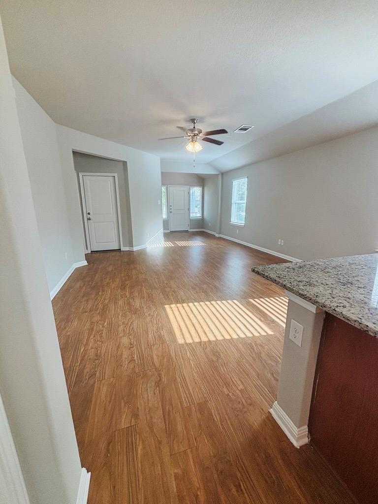 1418 Walden Pond Dr, Pflugerville, TX 78660