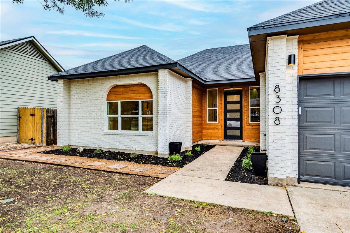 8308 Foxhound Trl, Austin, TX 78729