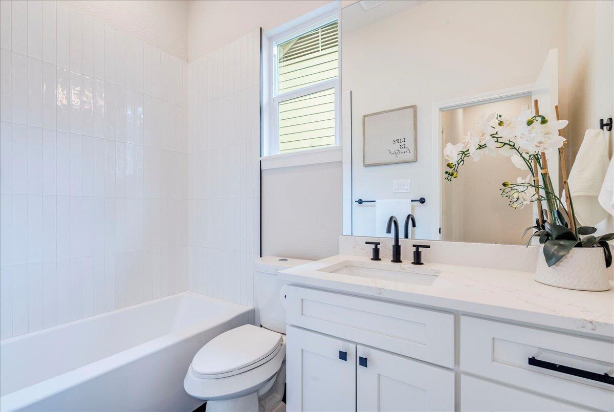 8308 Foxhound Trl, Austin, TX 78729