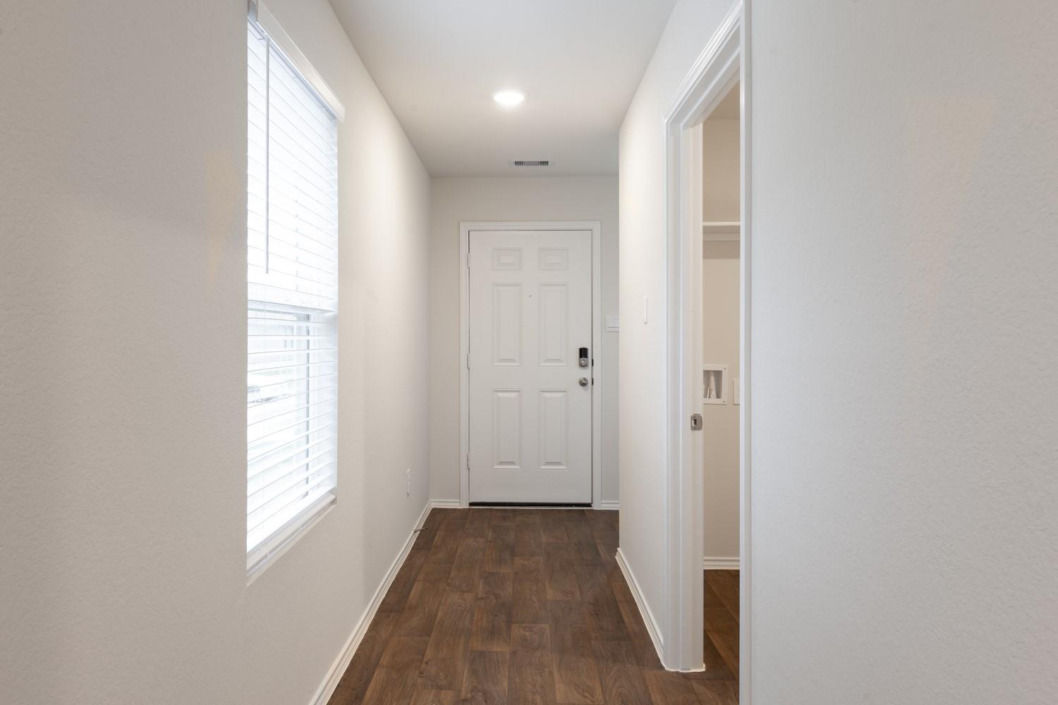 136 Granary Dr, Uhland, TX 78640