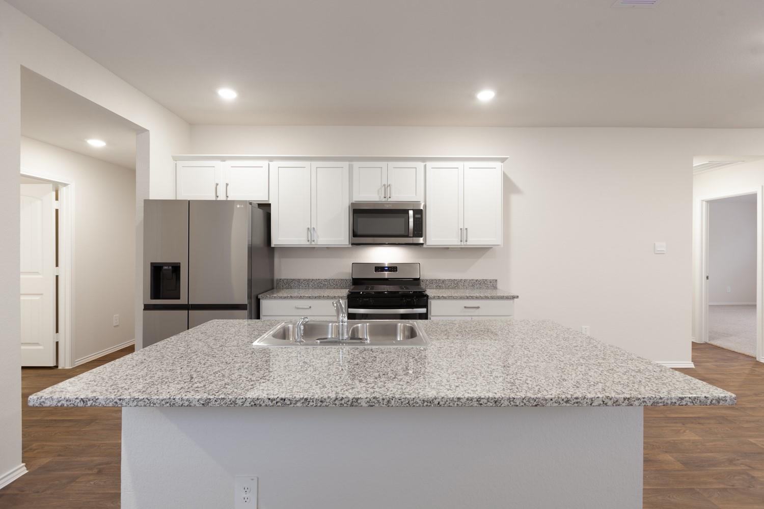 136 Granary Dr, Uhland, TX 78640