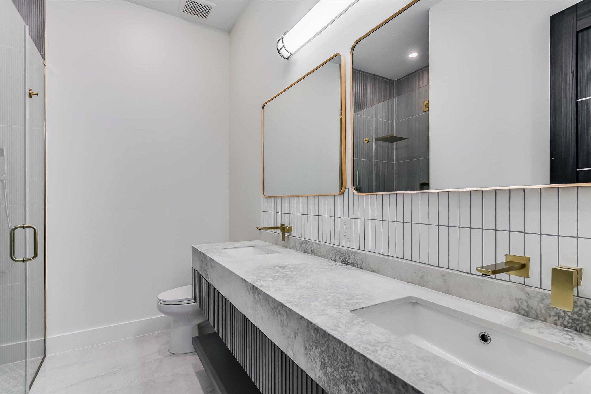 1806 Lauren Dr, Spicewood, TX 78669