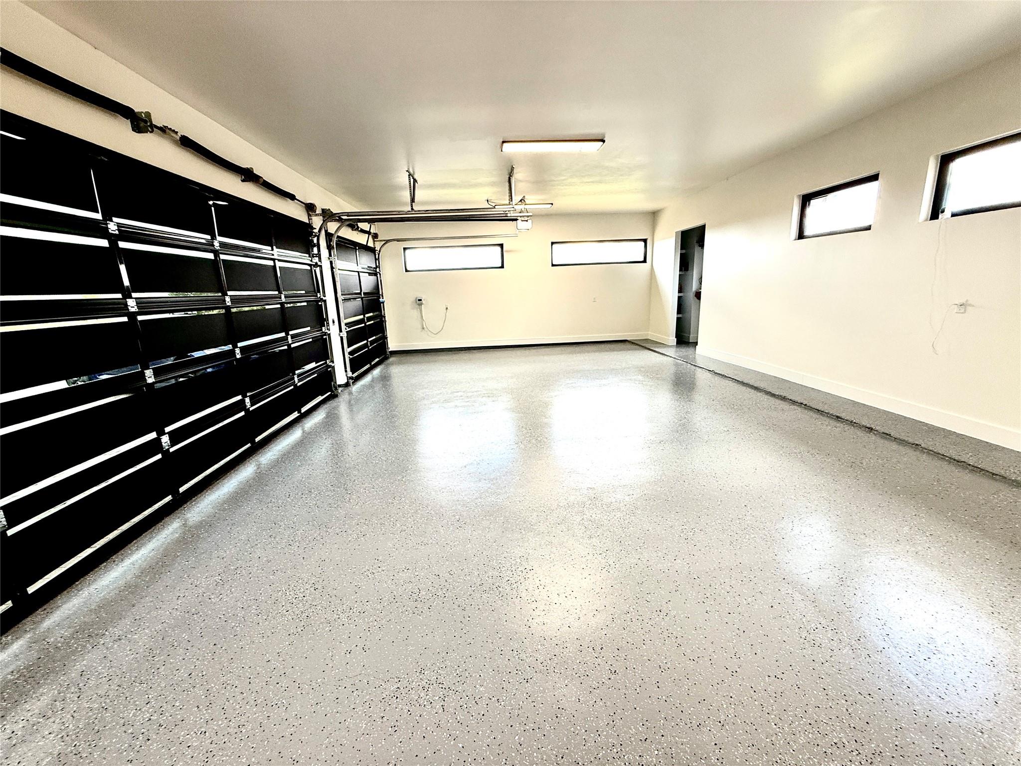 1806 Lauren Dr, Spicewood, TX 78669