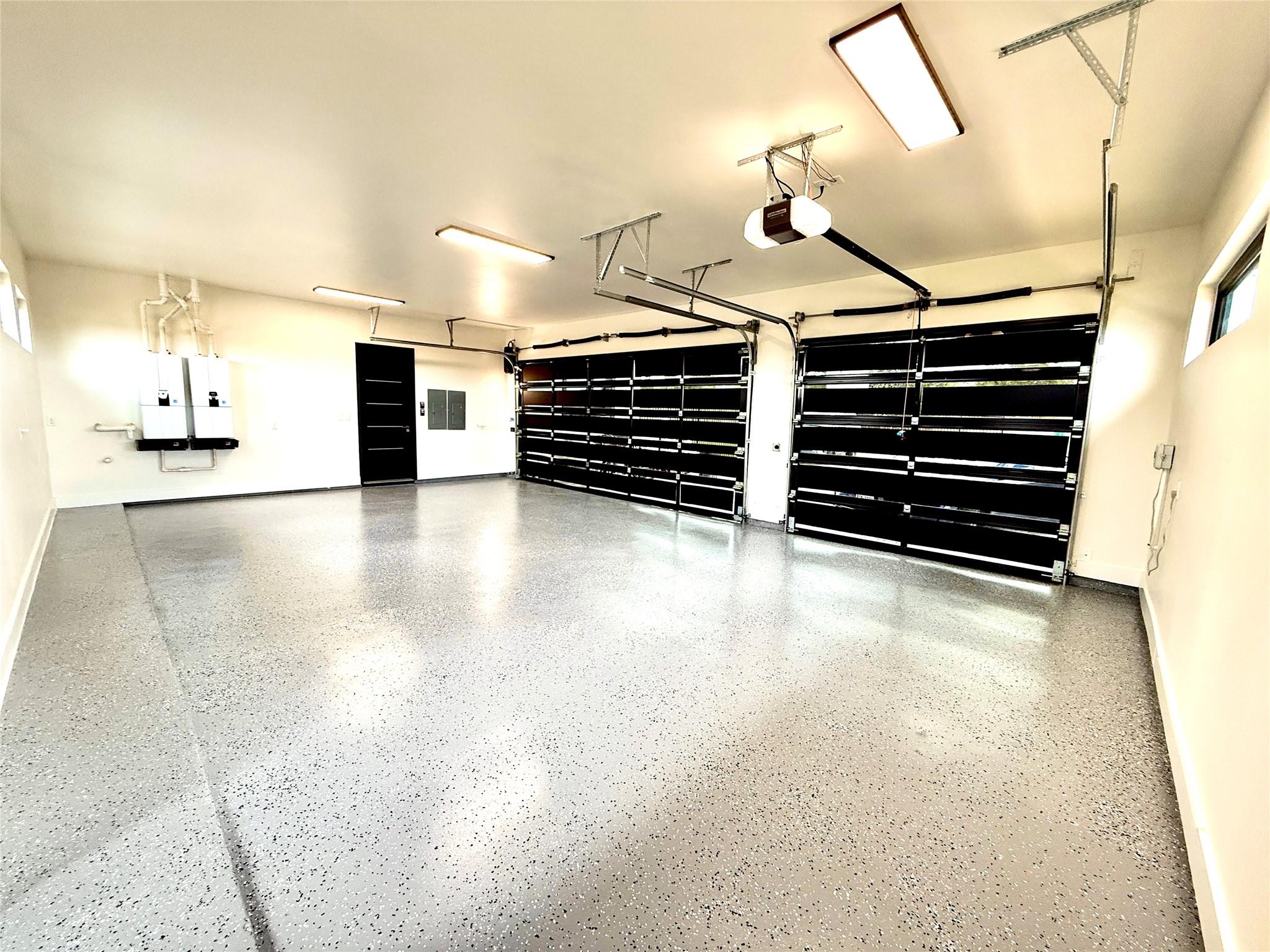 1806 Lauren Dr, Spicewood, TX 78669