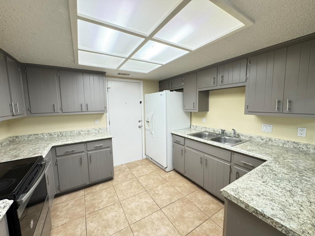 223 Stowaway Cv # B, Lakeway, TX 78734