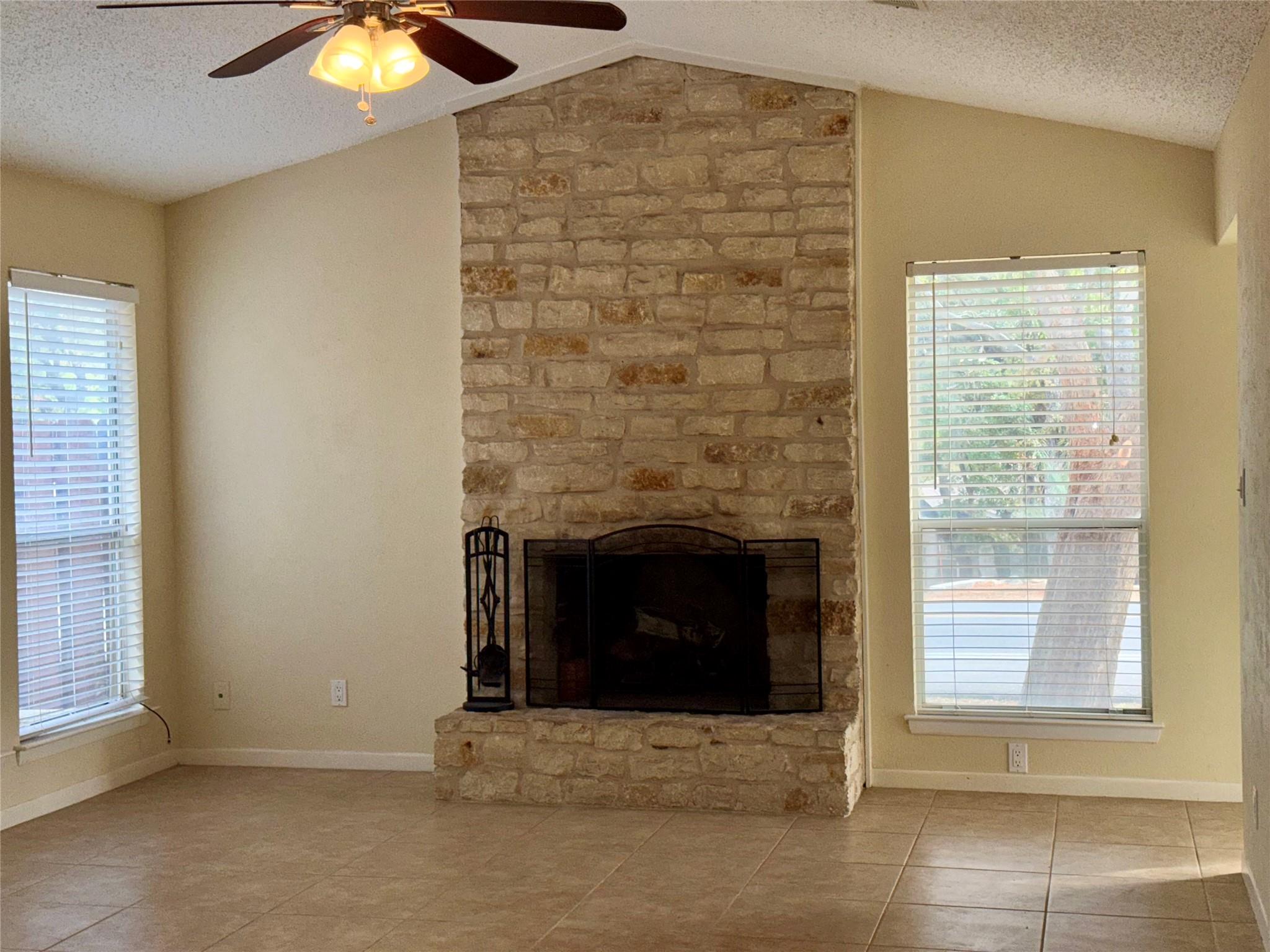 223 Stowaway Cv # B, Lakeway, TX 78734