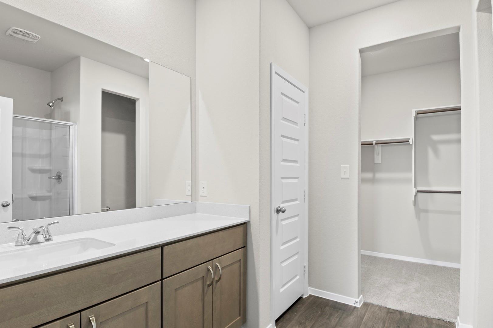 108 Summer Dr, Elgin, TX 78621