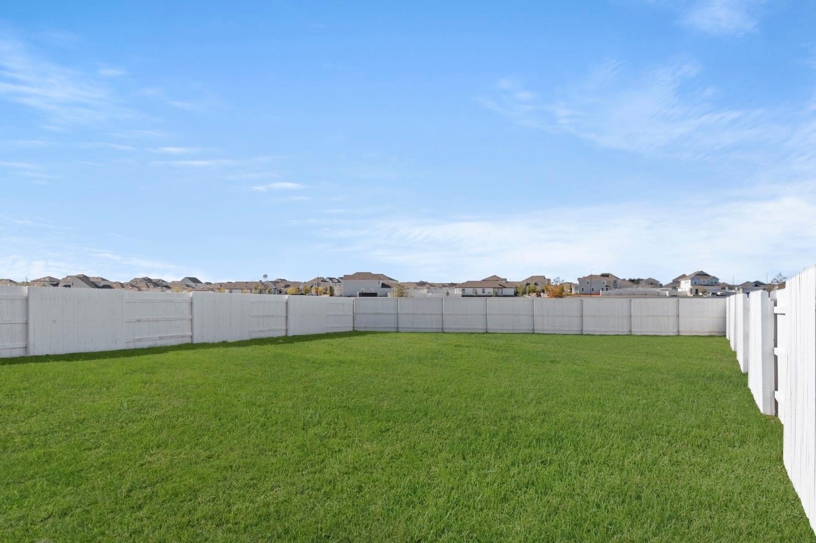 108 Summer Dr, Elgin, TX 78621