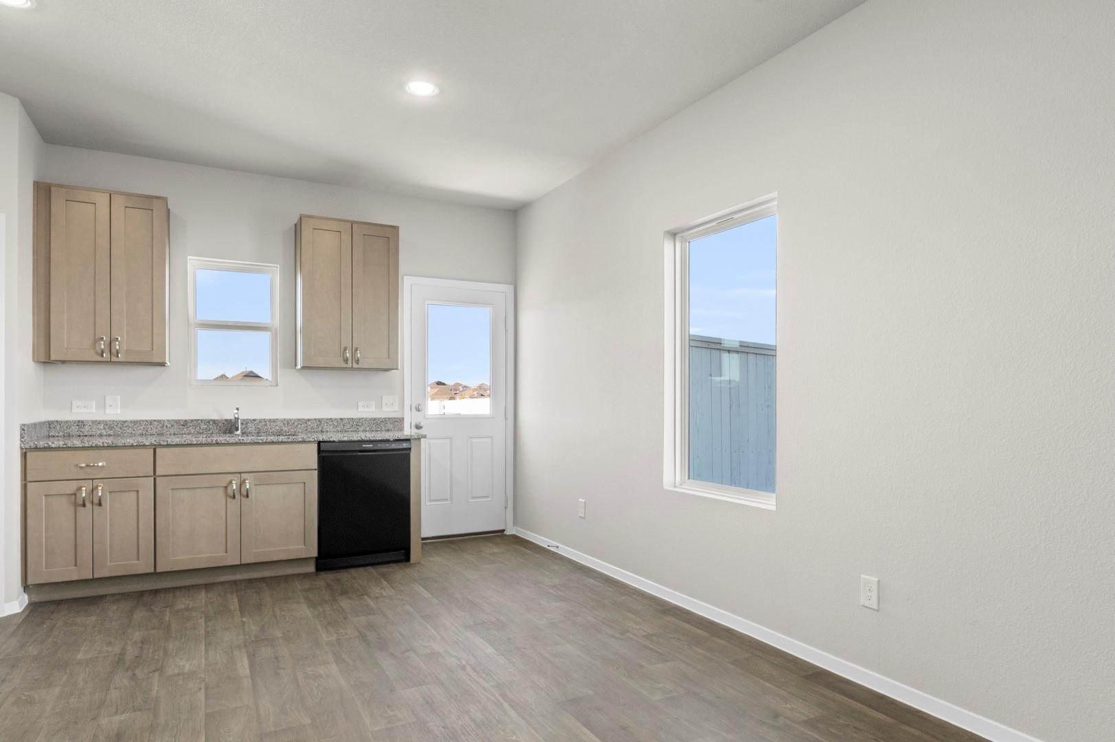 108 Summer Dr, Elgin, TX 78621