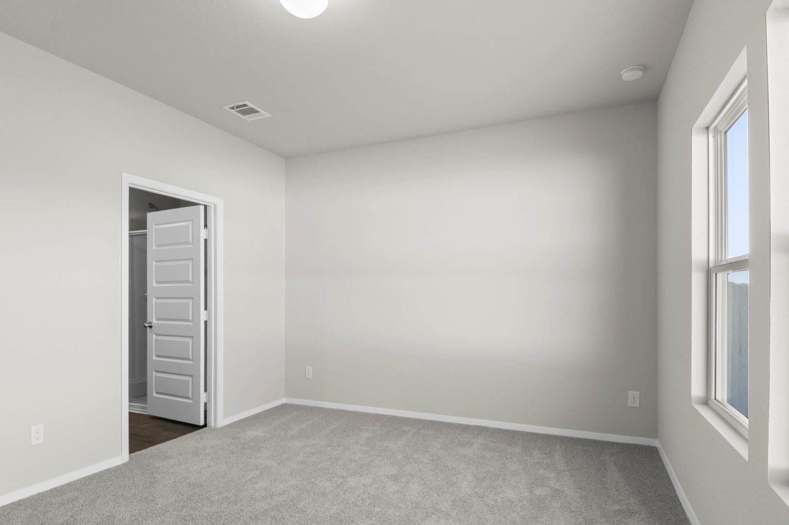 108 Summer Dr, Elgin, TX 78621