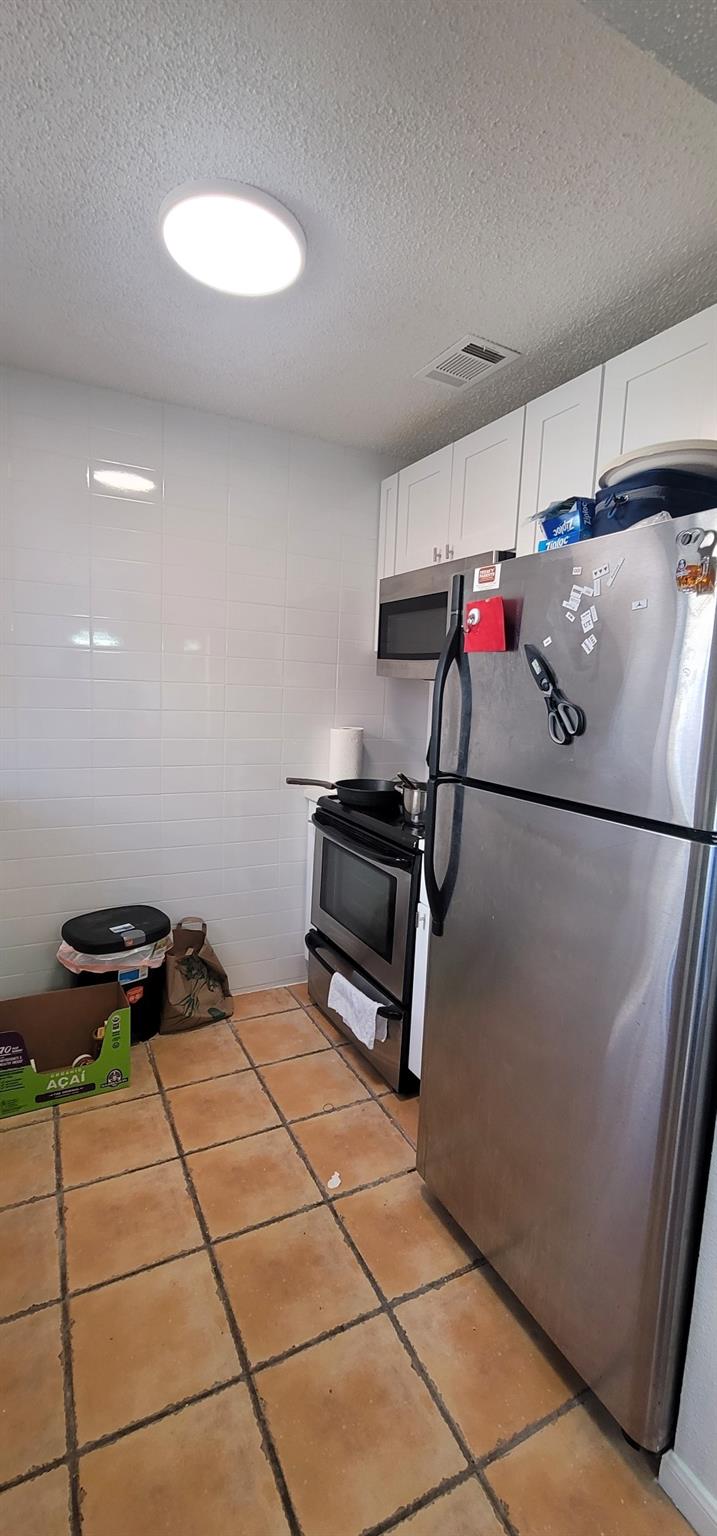 712 W 21st St # 303, Austin, TX 78705