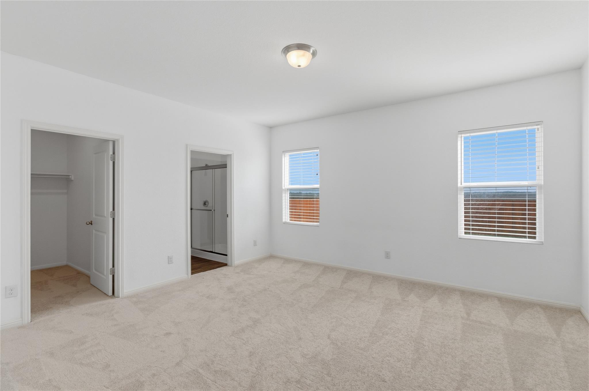 211 Shiro Dr, Kyle, TX 78640