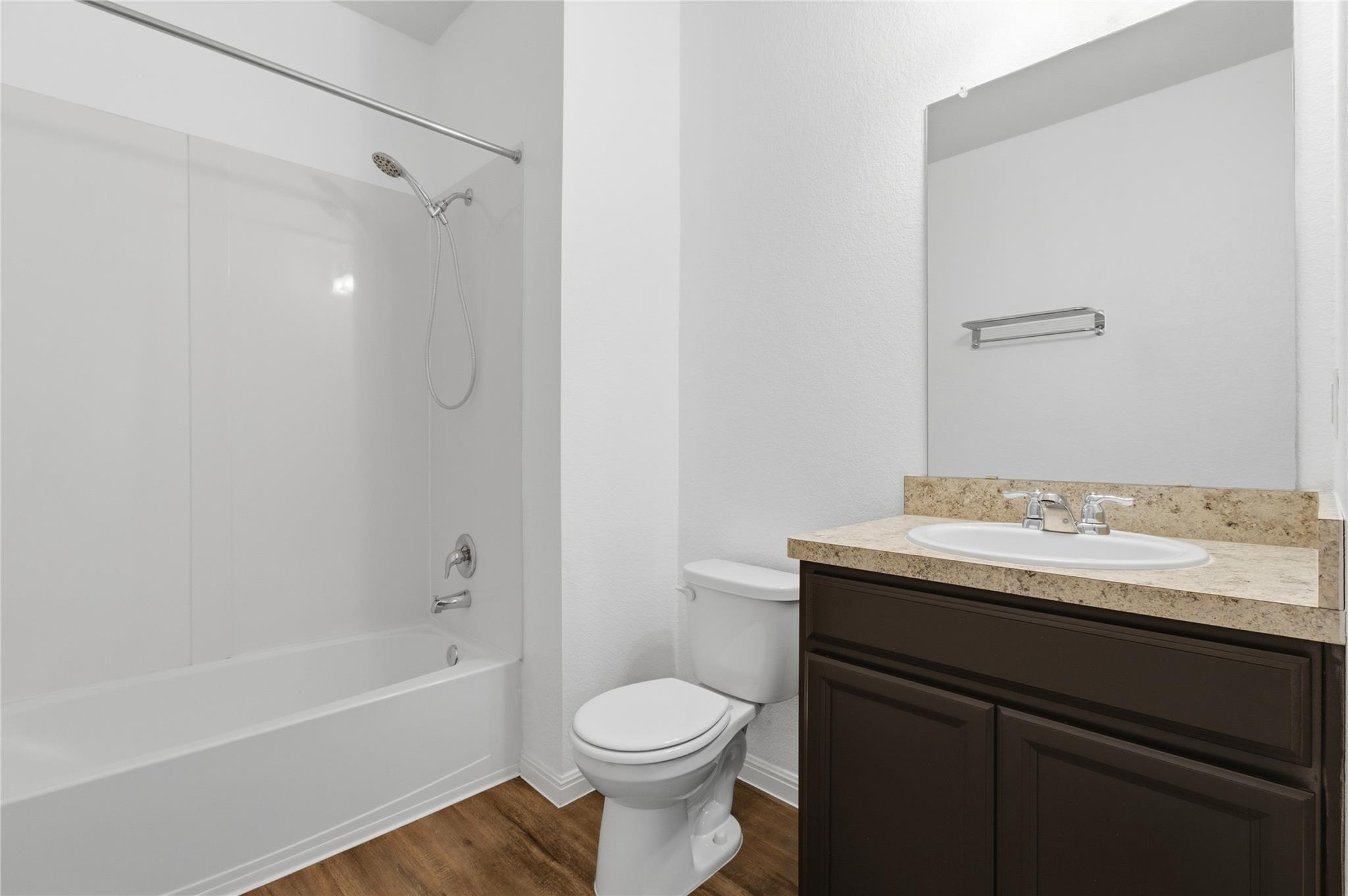 211 Shiro Dr, Kyle, TX 78640