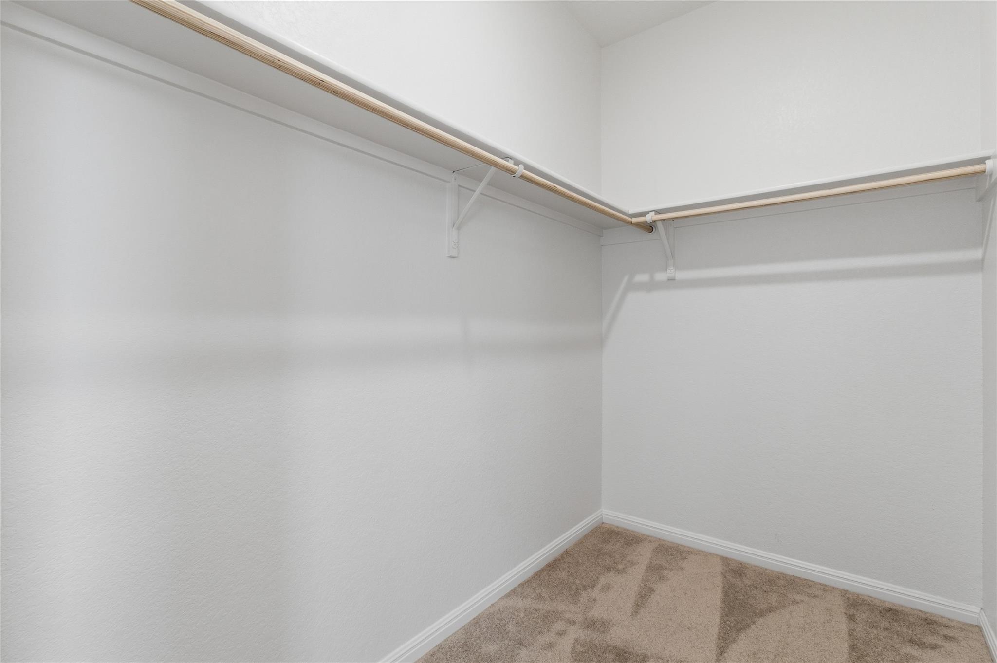 211 Shiro Dr, Kyle, TX 78640