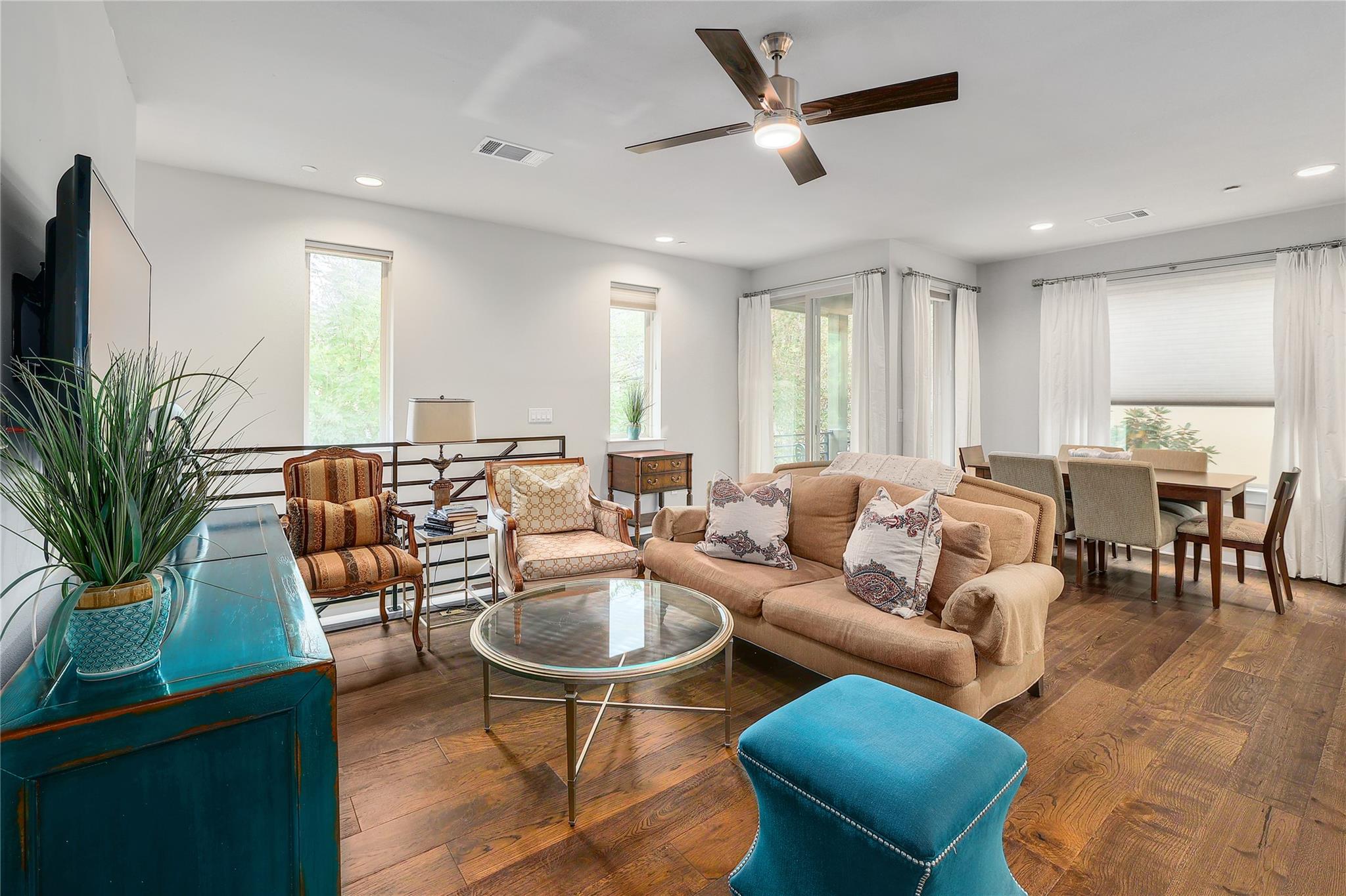 1205 Elm St # 8, Austin, TX 78703