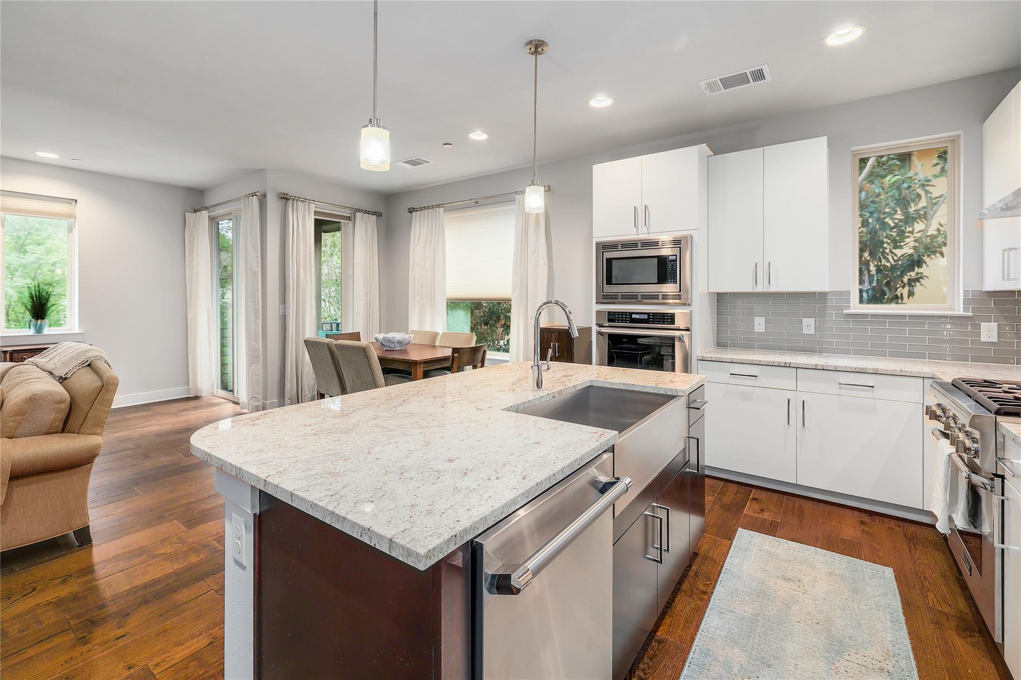 1205 Elm St # 8, Austin, TX 78703