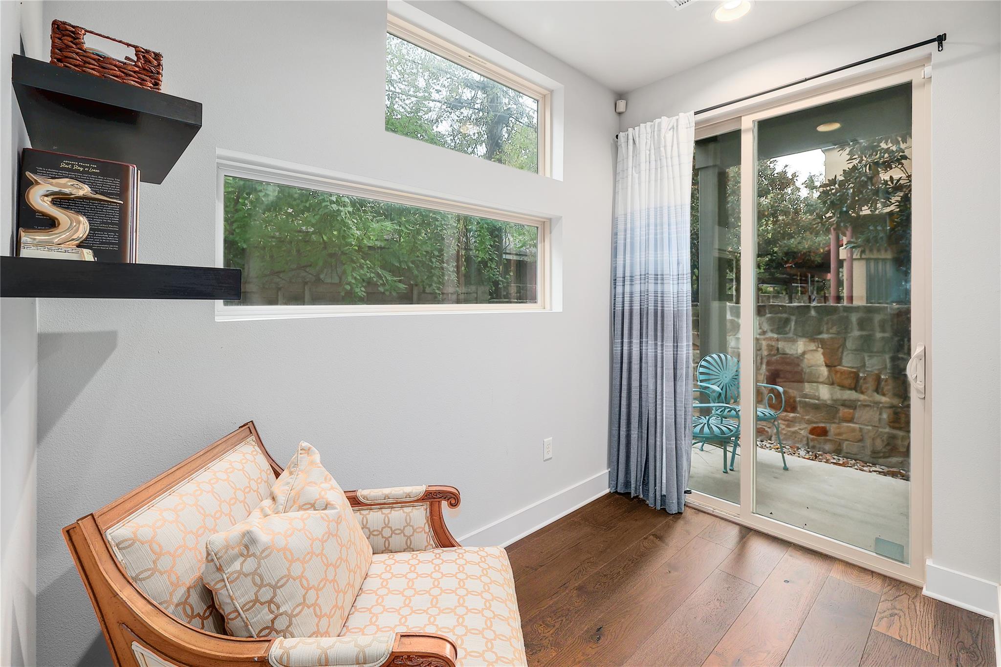 1205 Elm St # 8, Austin, TX 78703