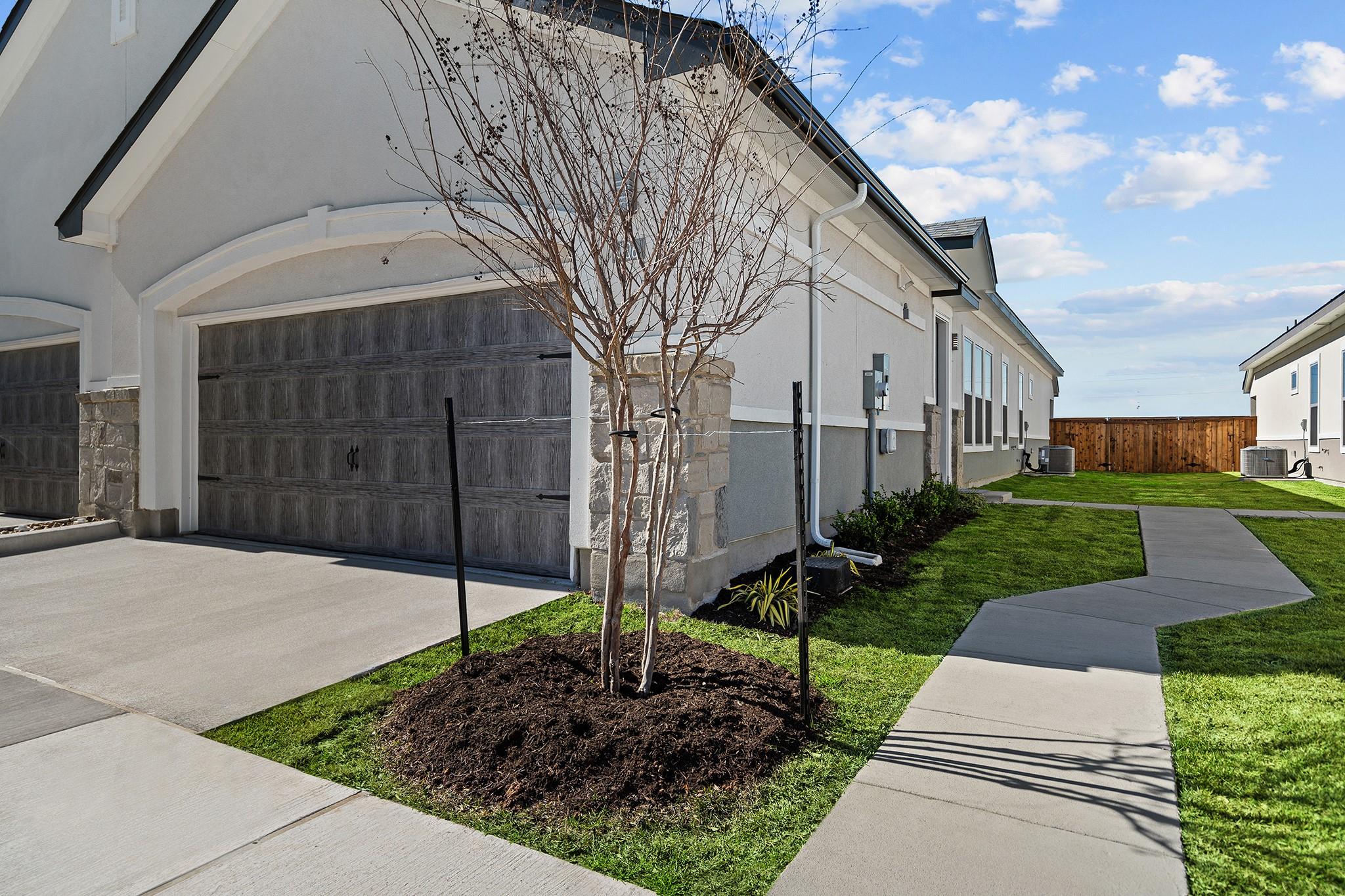 476 Suffield Dr # 812, Buda, TX 78610