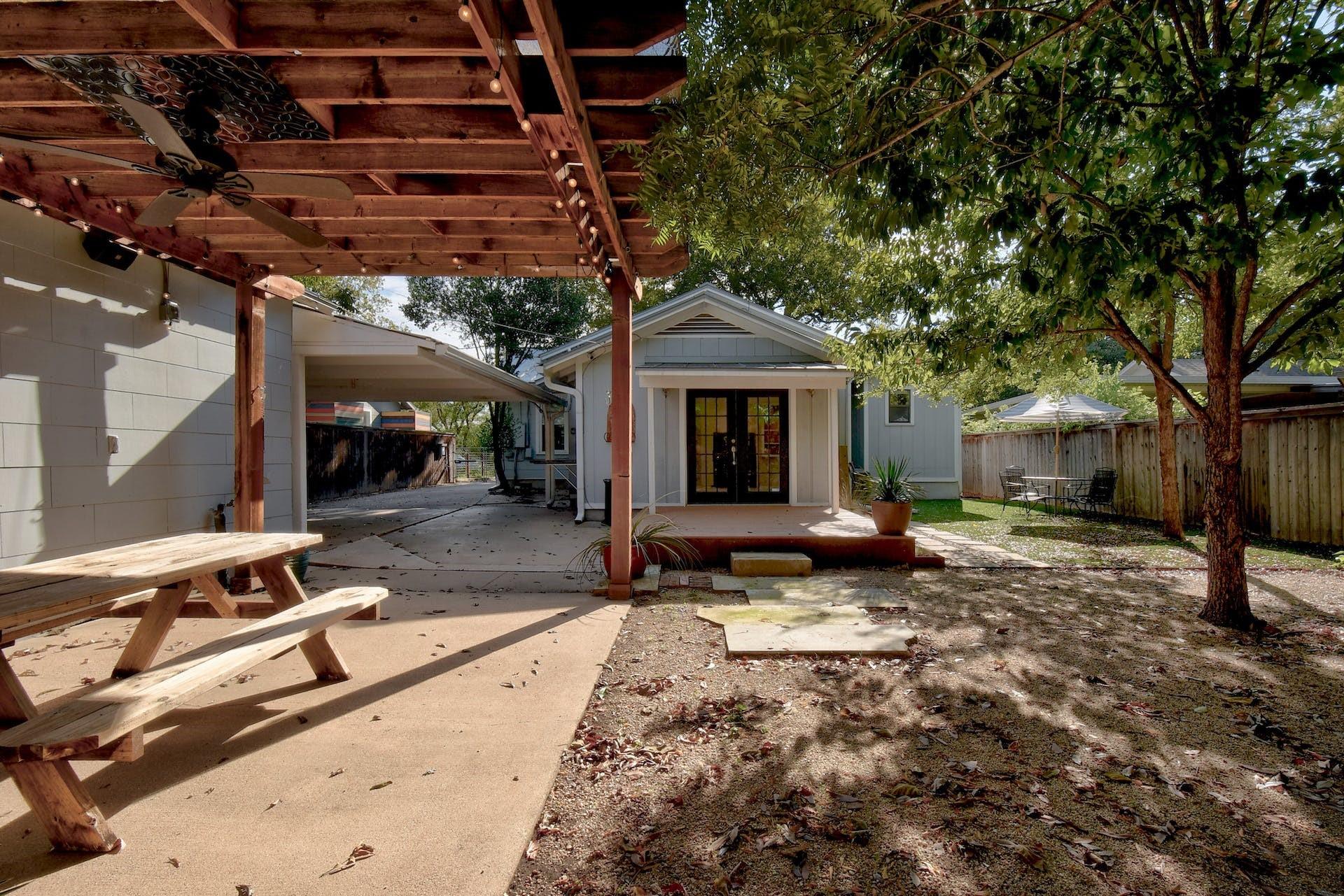 5800 Chesterfield Ave, Austin, TX 78752