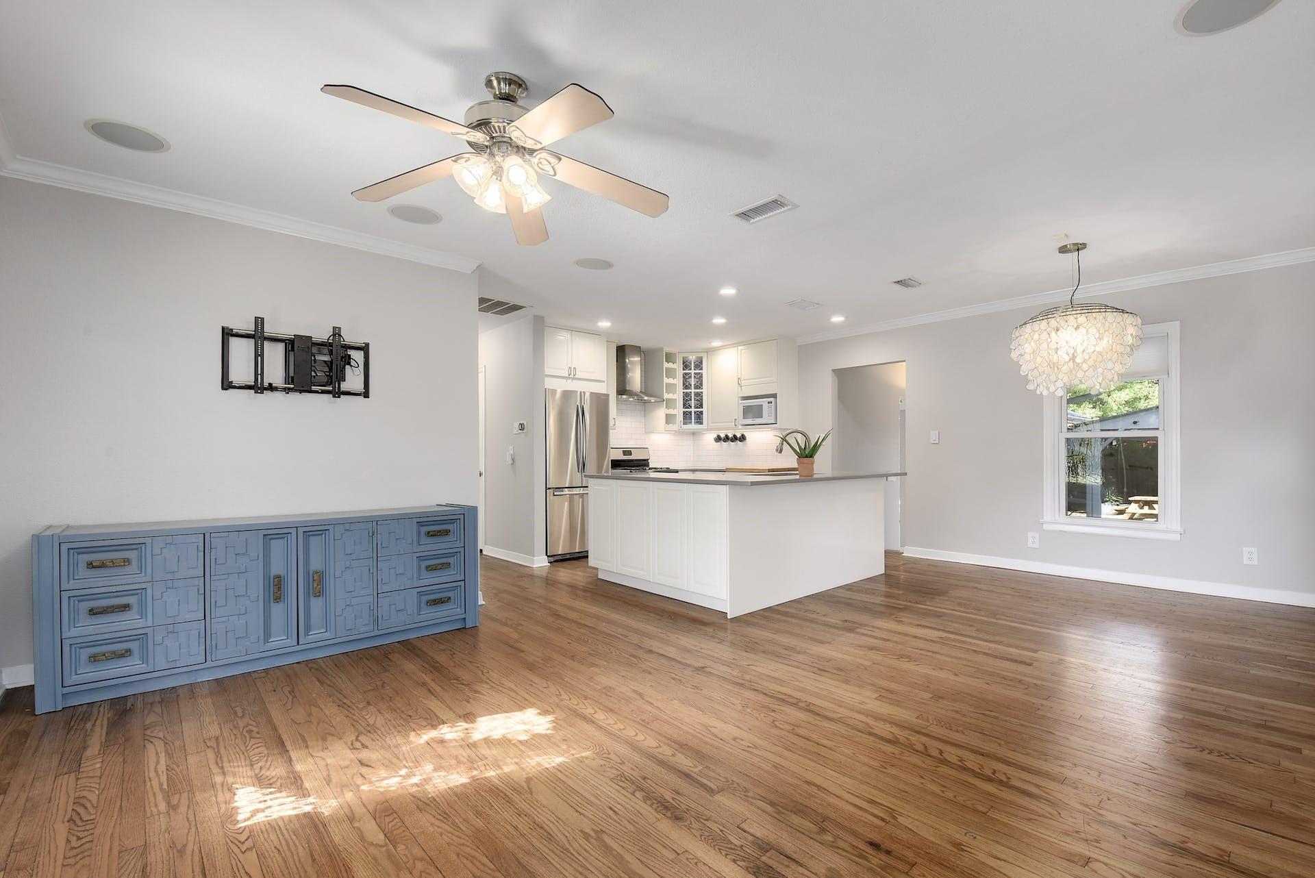 5800 Chesterfield Ave, Austin, TX 78752