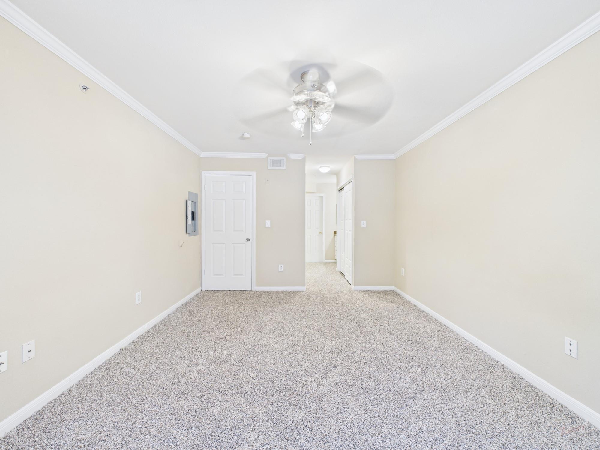 501 W 26th St # 116, Austin, TX 78705