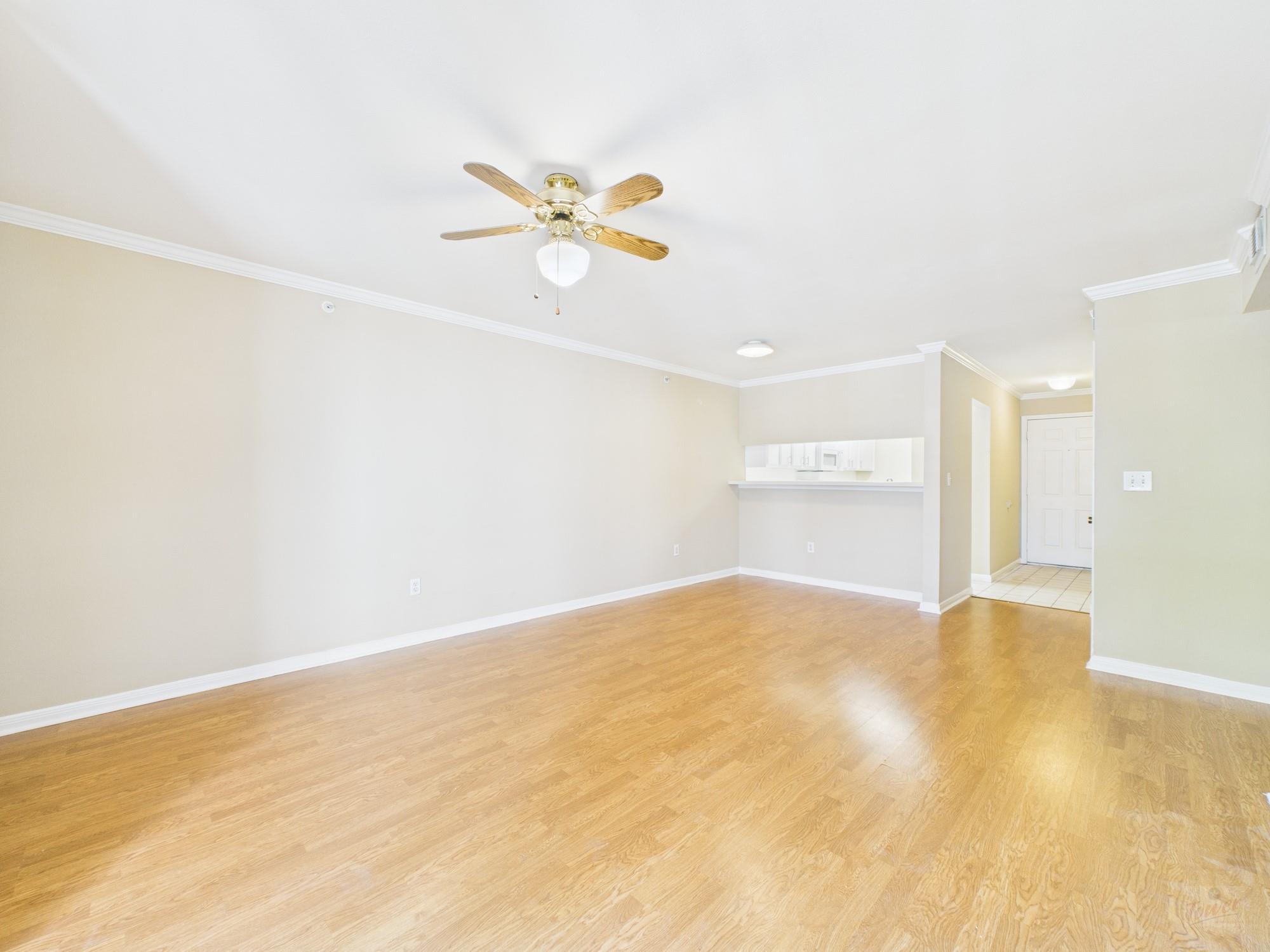 501 W 26th St # 116, Austin, TX 78705