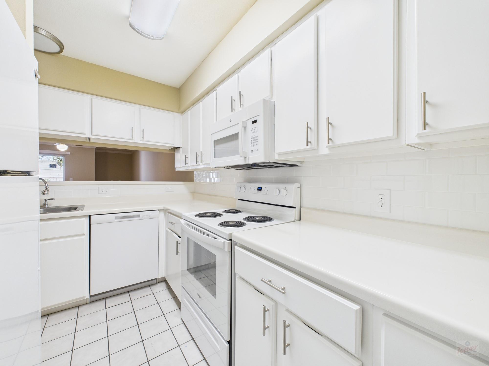 501 W 26th St # 116, Austin, TX 78705