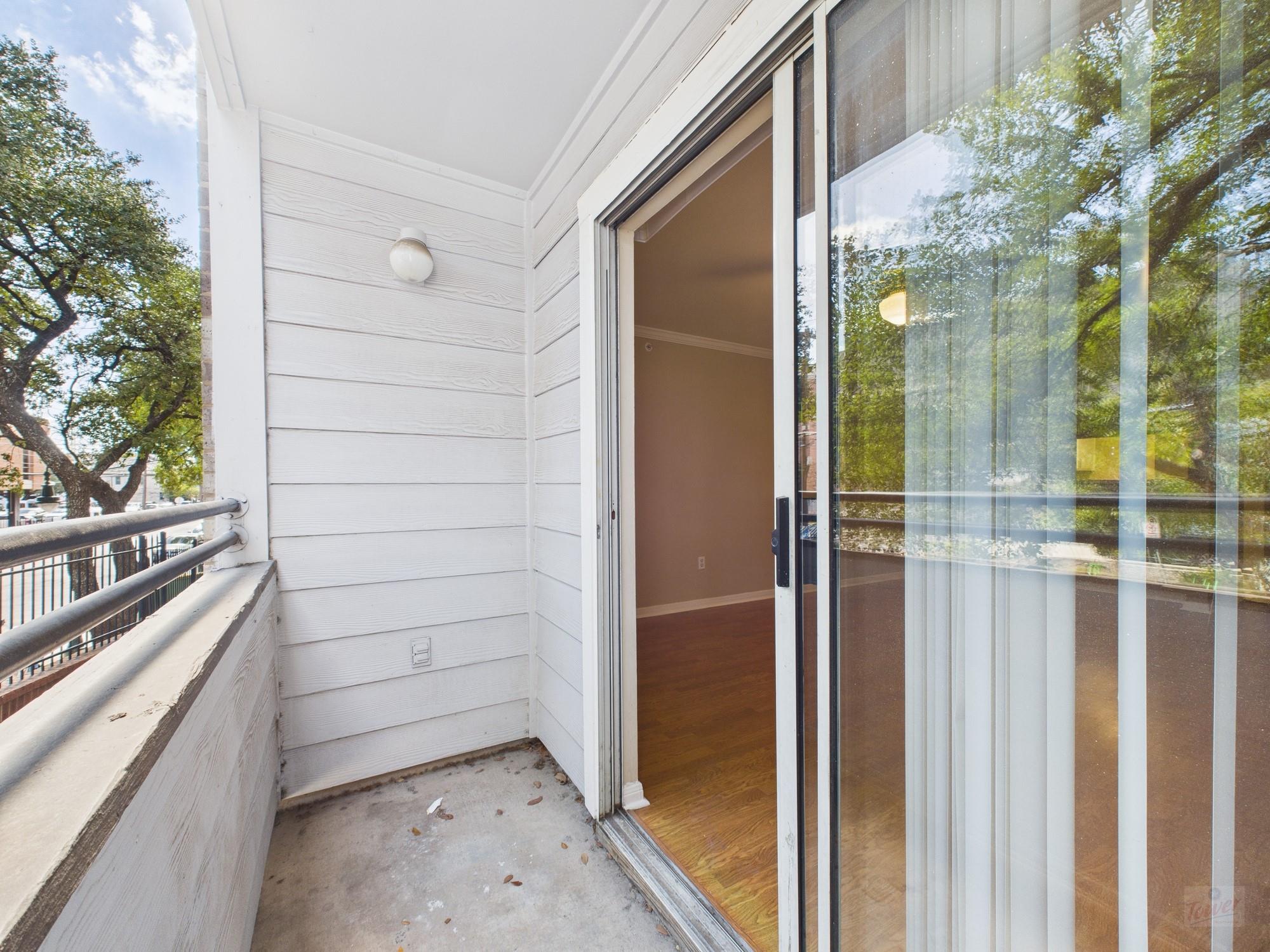 501 W 26th St # 116, Austin, TX 78705