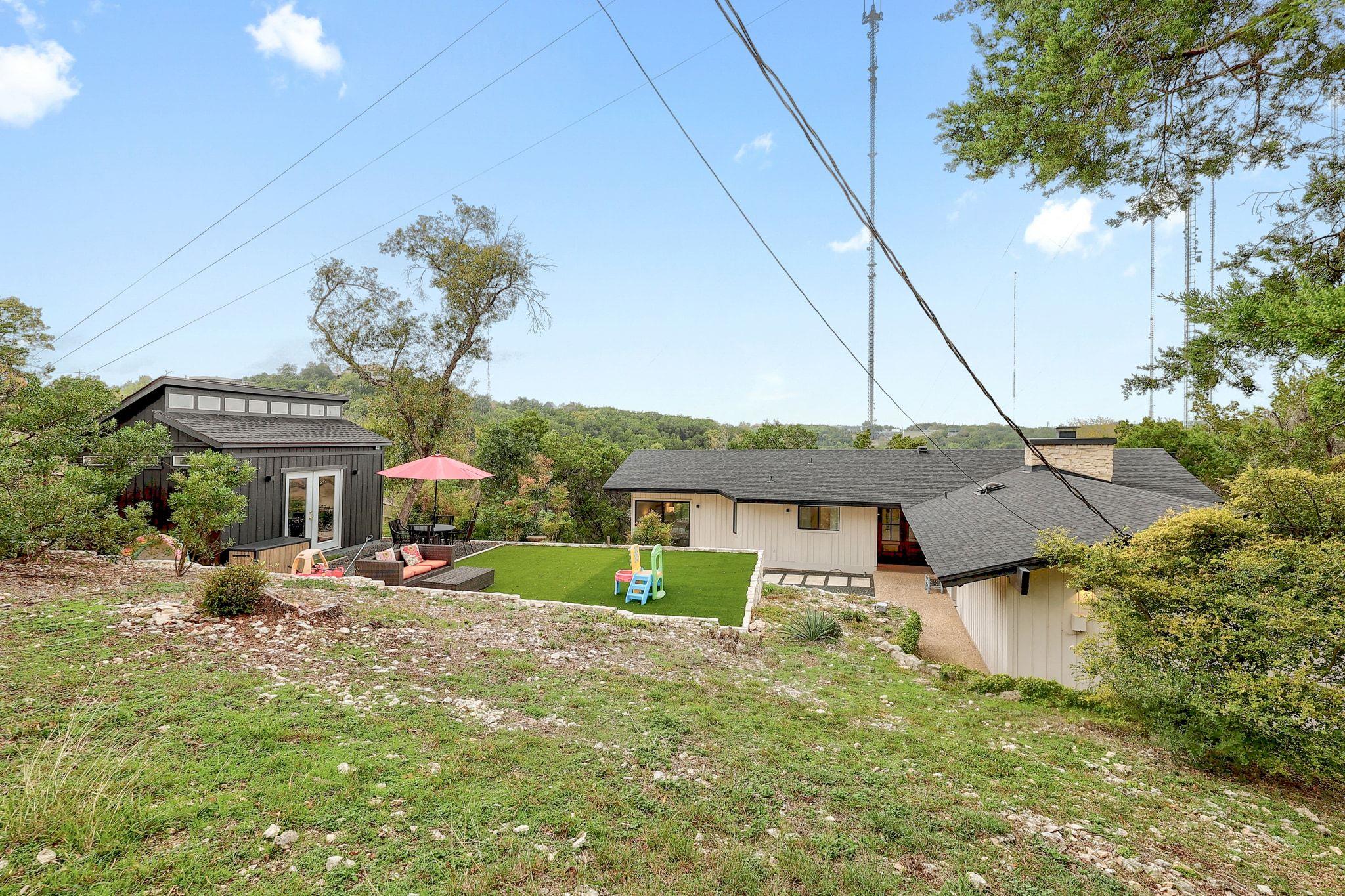 1500 Ridgecrest Dr, Austin, TX 78746