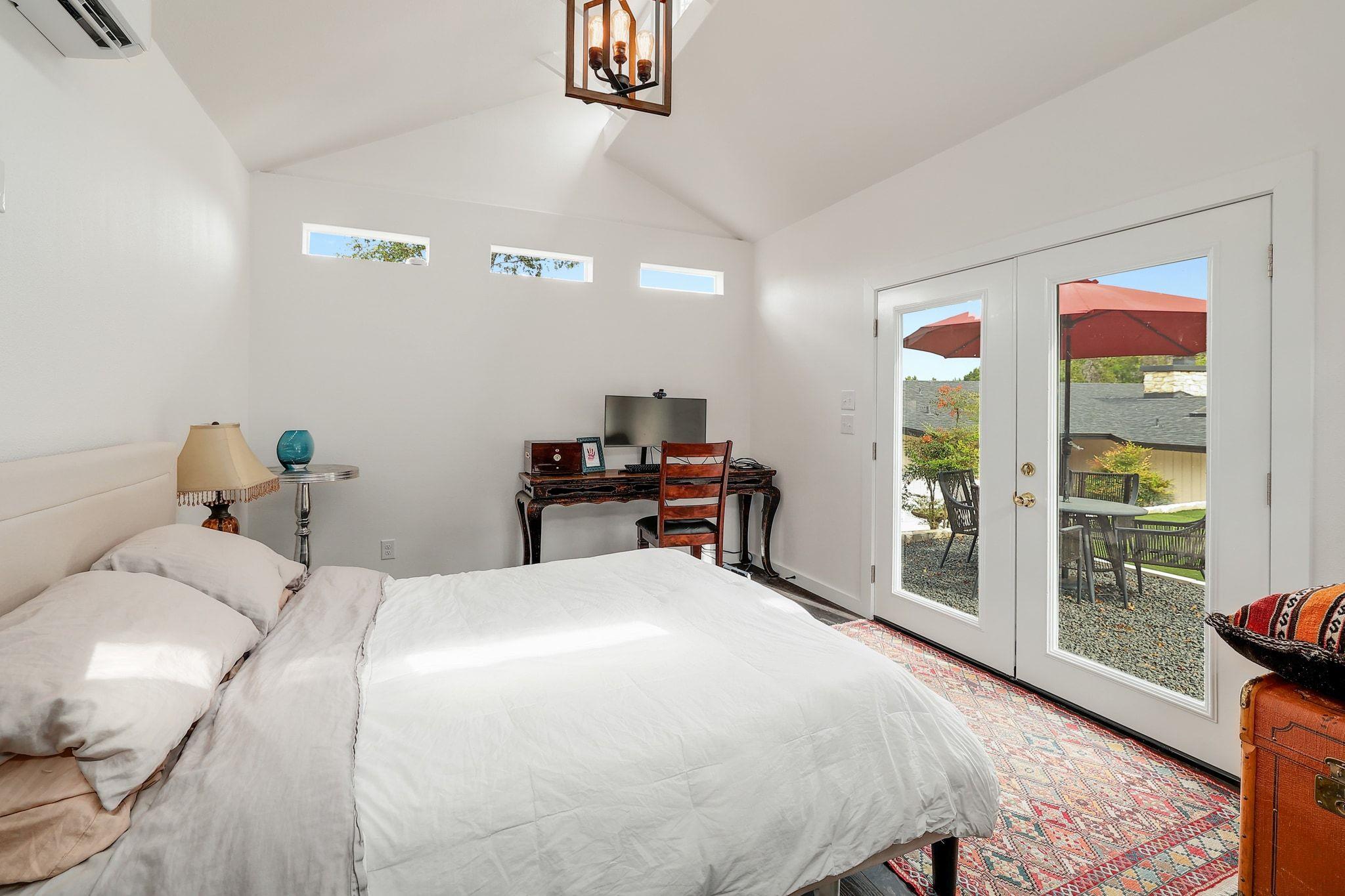 1500 Ridgecrest Dr, Austin, TX 78746