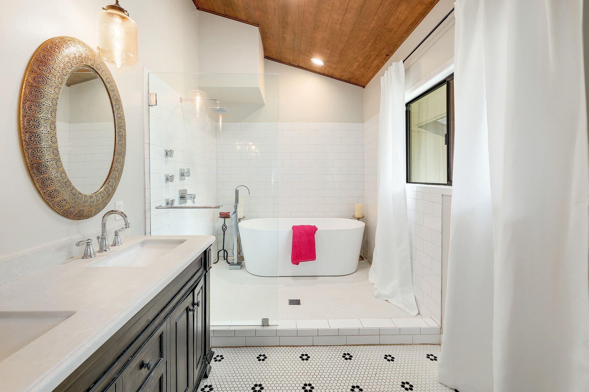 1500 Ridgecrest Dr, Austin, TX 78746