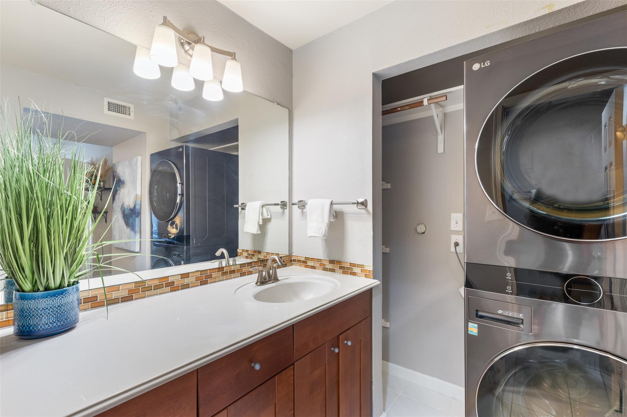 7685 Northcross Dr # 200, Austin, TX 78757