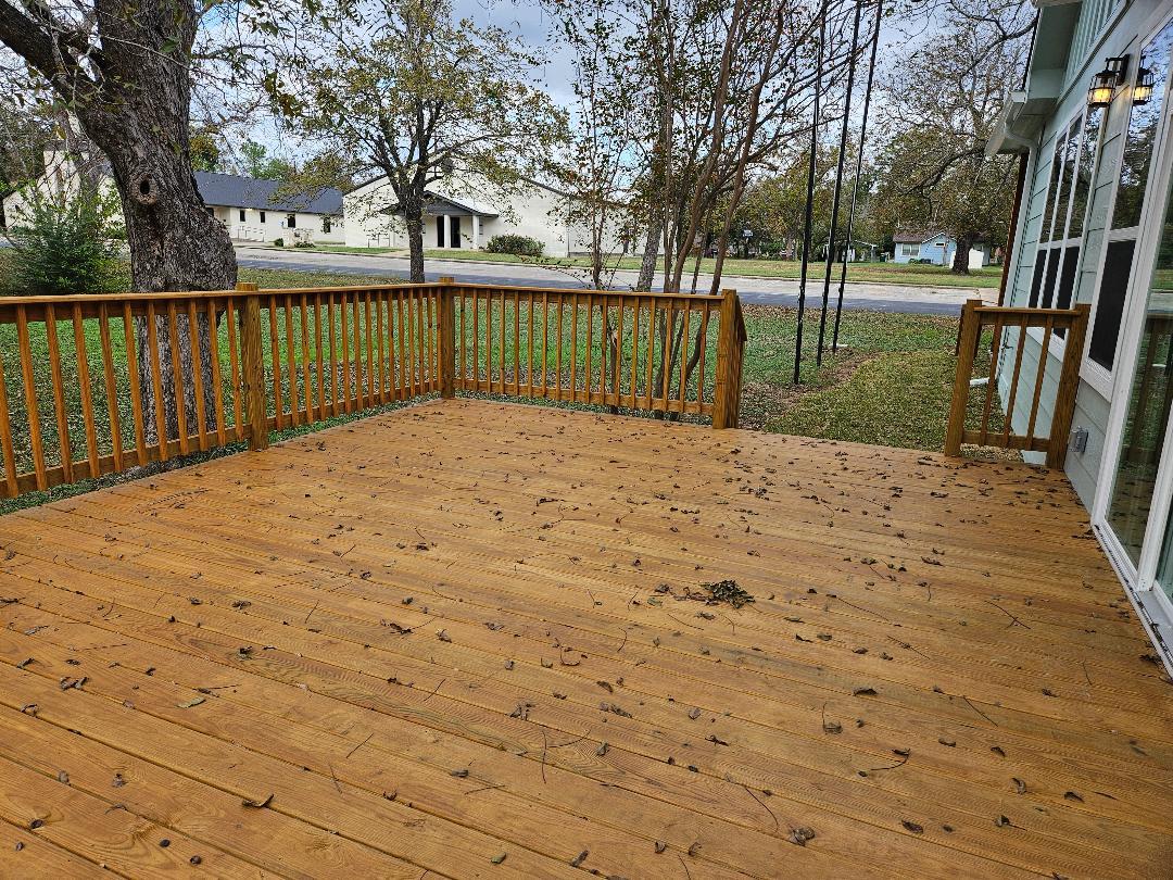 700 N Avenue C, Elgin, TX 78621