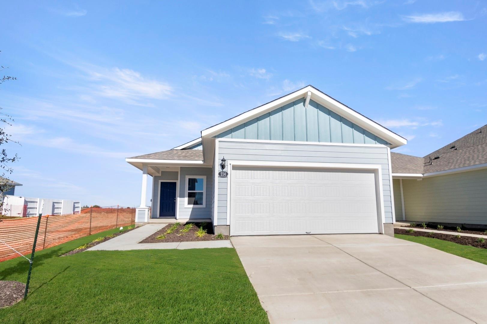 214 Cider Creek Dr, Elgin, TX 78621