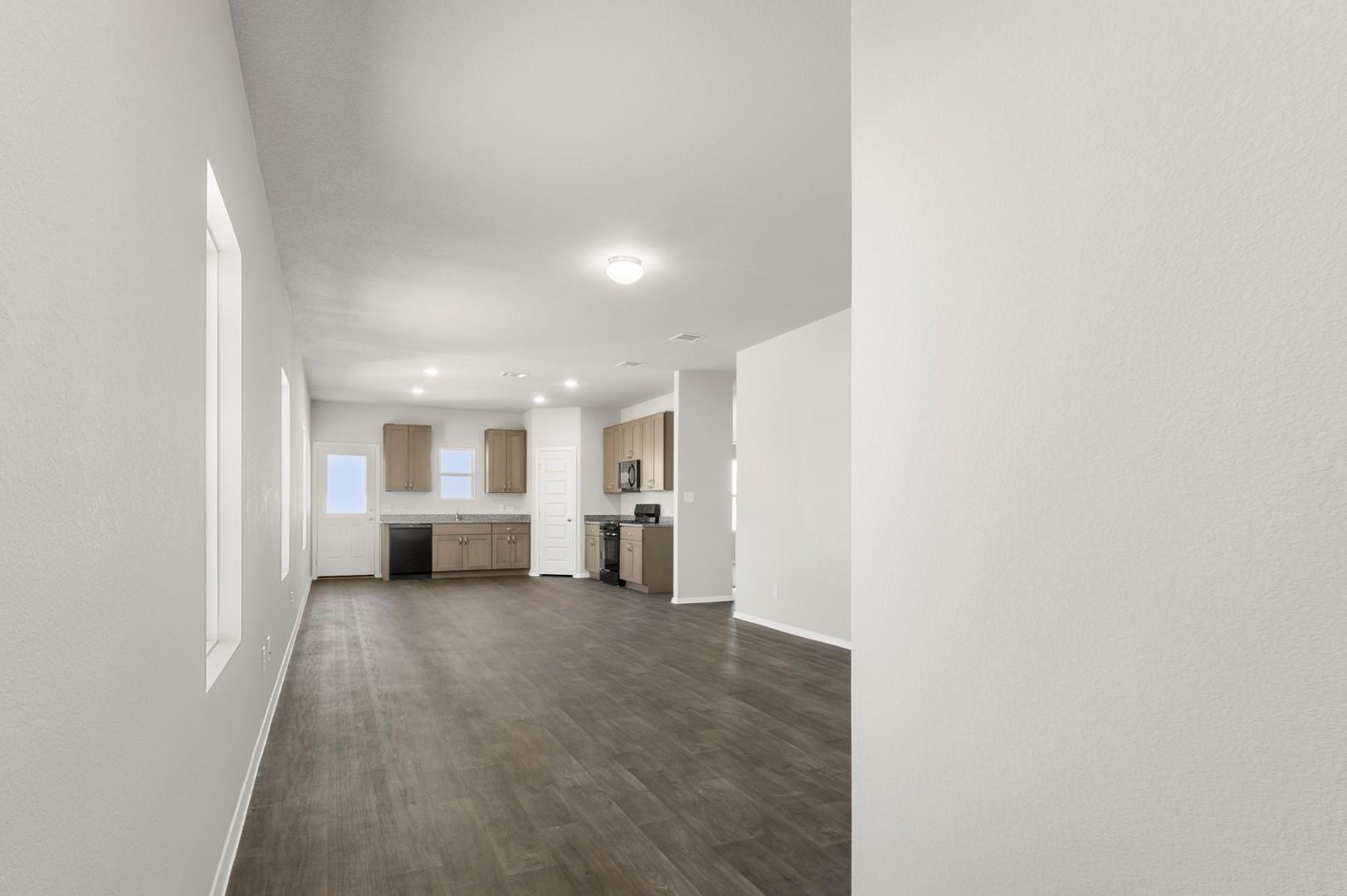 214 Cider Creek Dr, Elgin, TX 78621