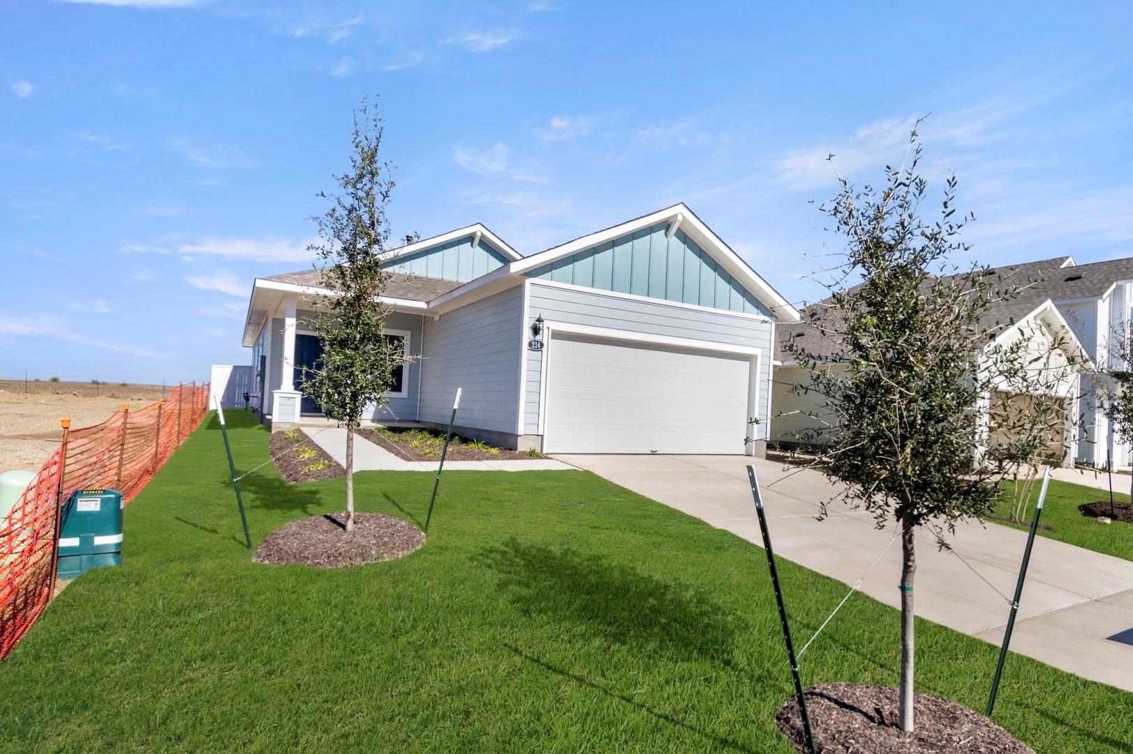 214 Cider Creek Dr, Elgin, TX 78621