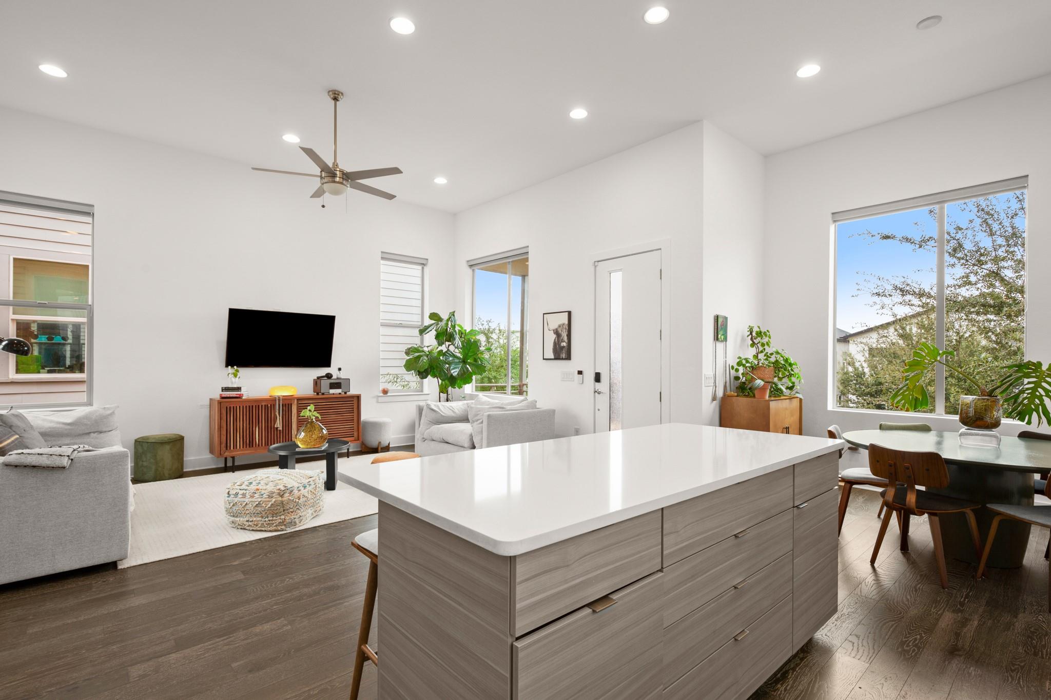 6013 Florencia Ln, Austin, TX 78724