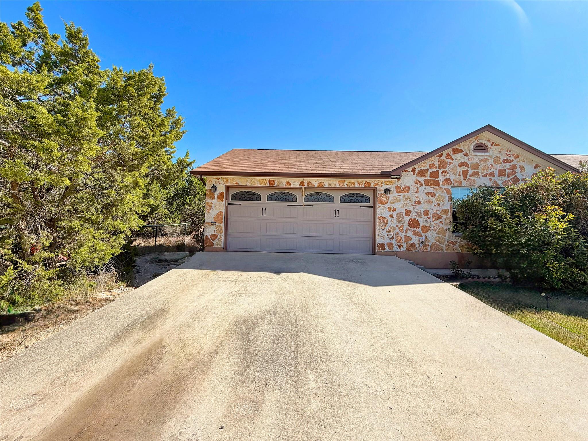 1157 Lasso Loop, Canyon Lake, TX 78133