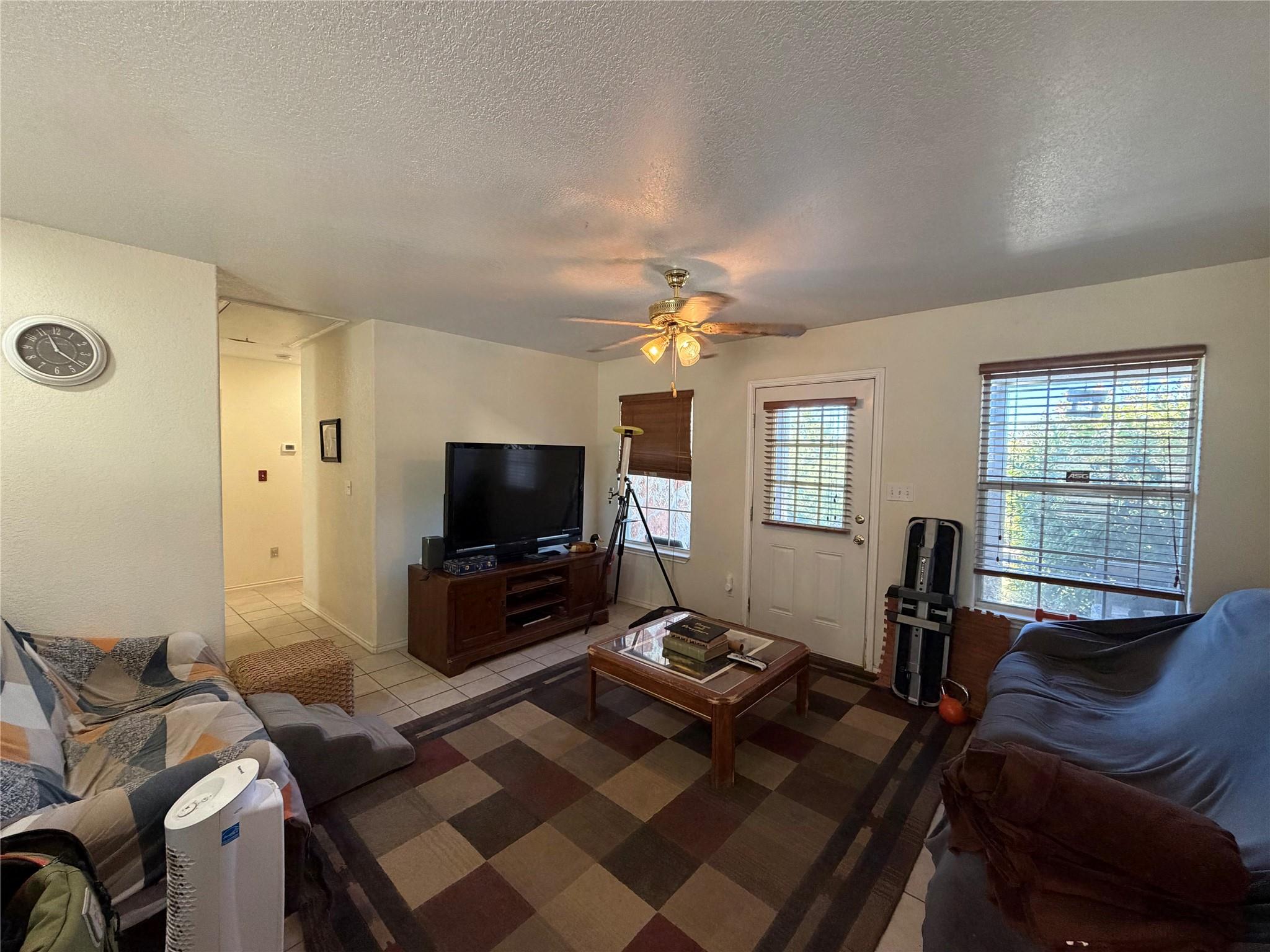 1157 Lasso Loop, Canyon Lake, TX 78133