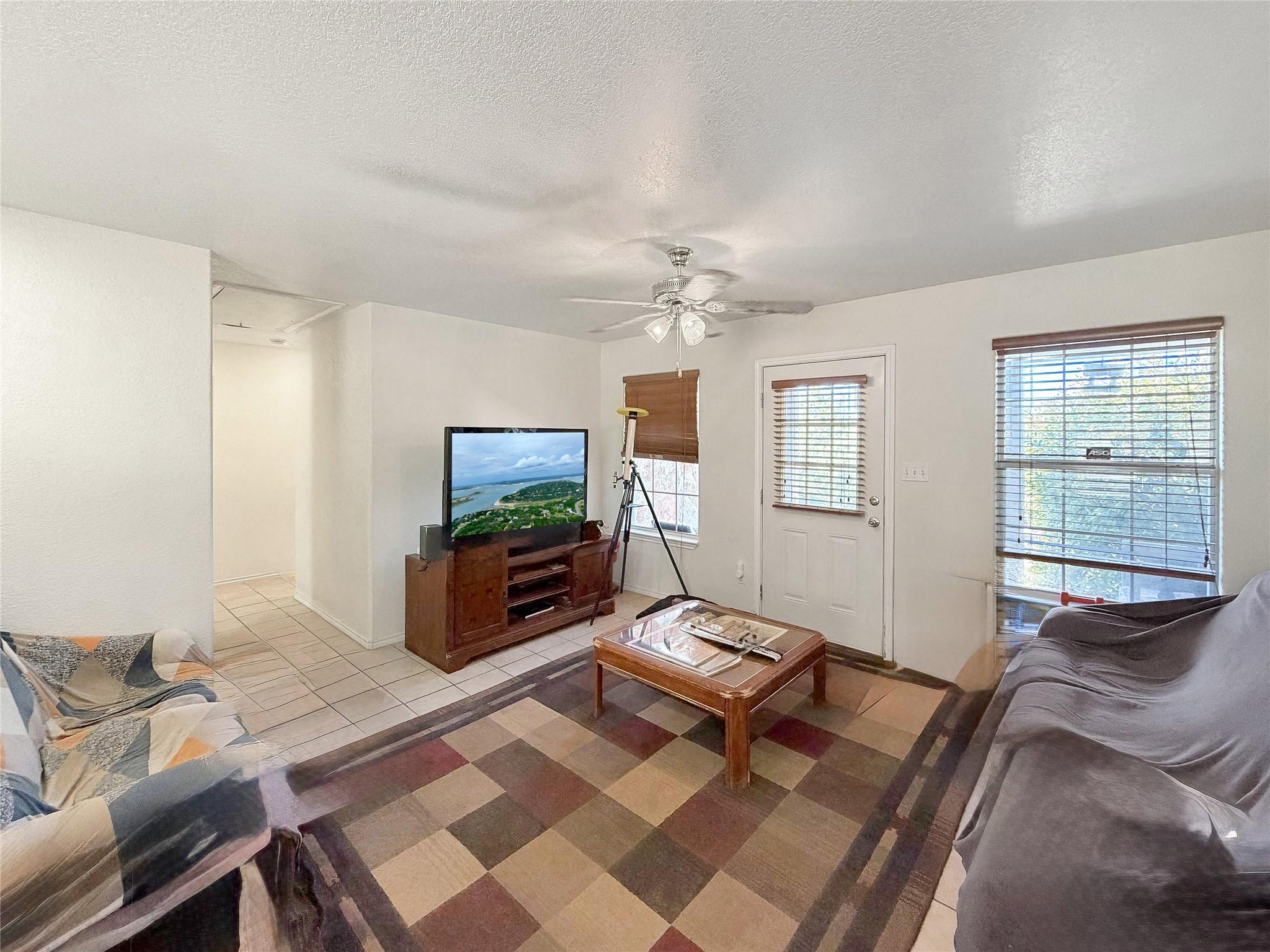 1157 Lasso Loop, Canyon Lake, TX 78133