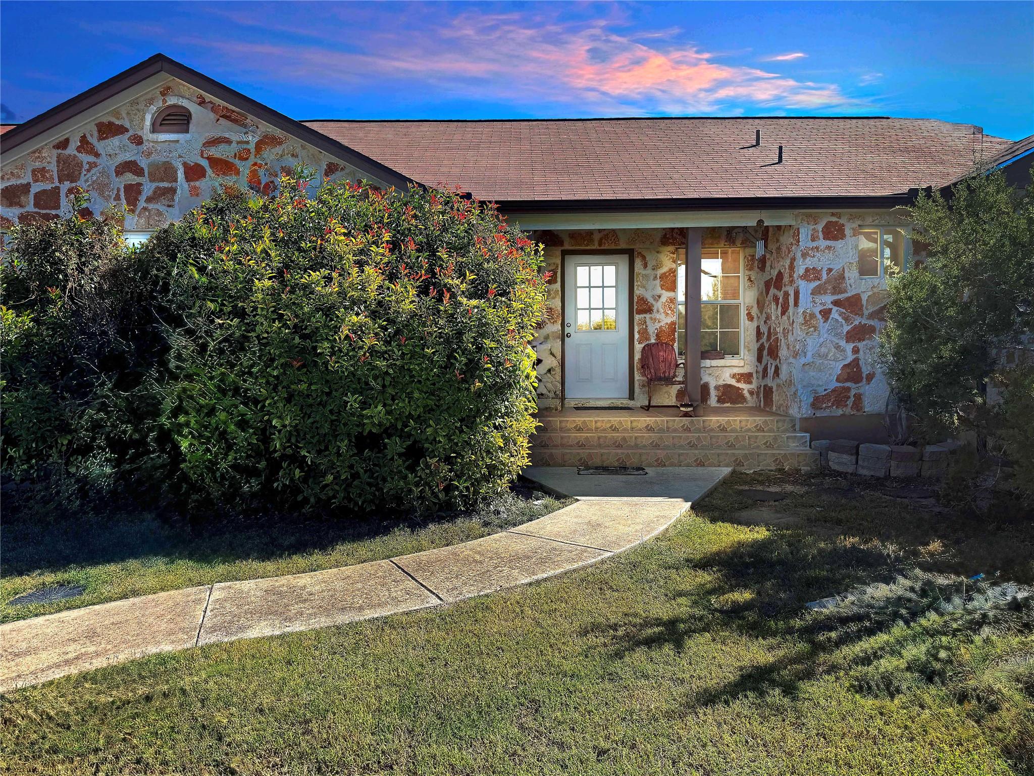 1157 Lasso Loop, Canyon Lake, TX 78133