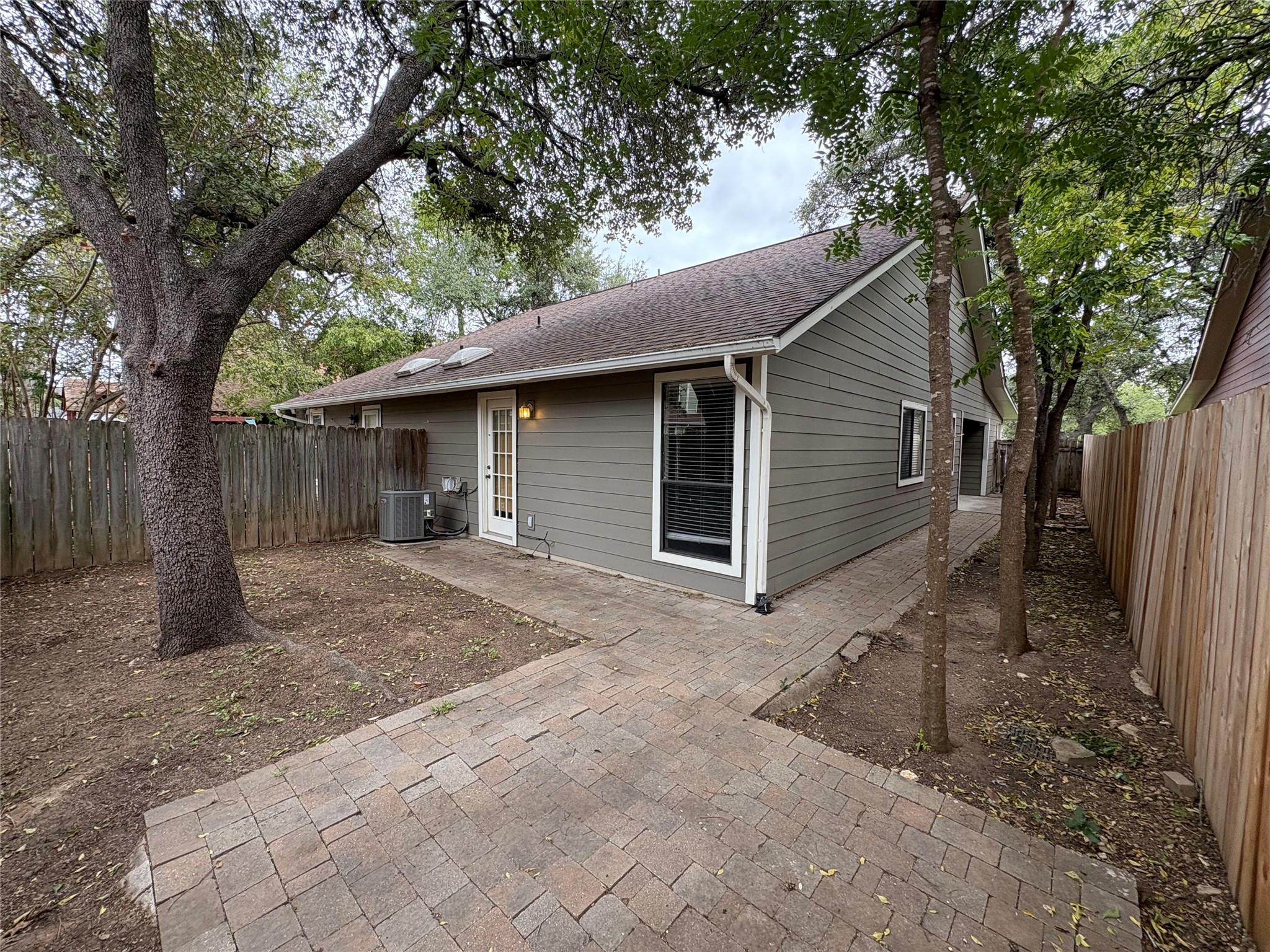 8713 Clearbrook Trl # A, Austin, TX 78729