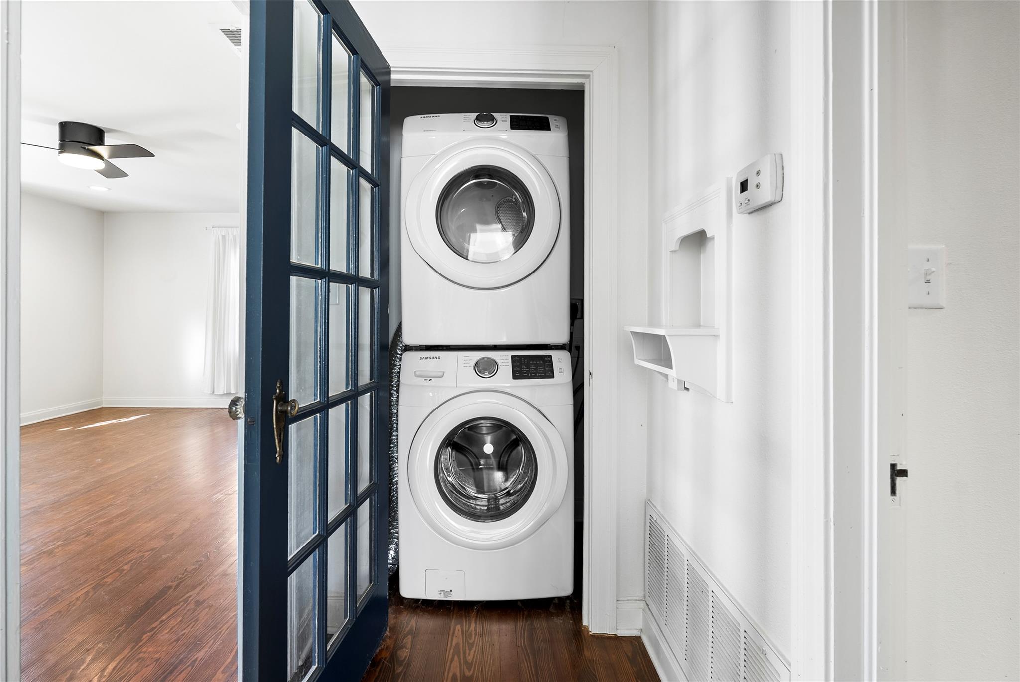 517 N Avenue F, Elgin, TX 78621