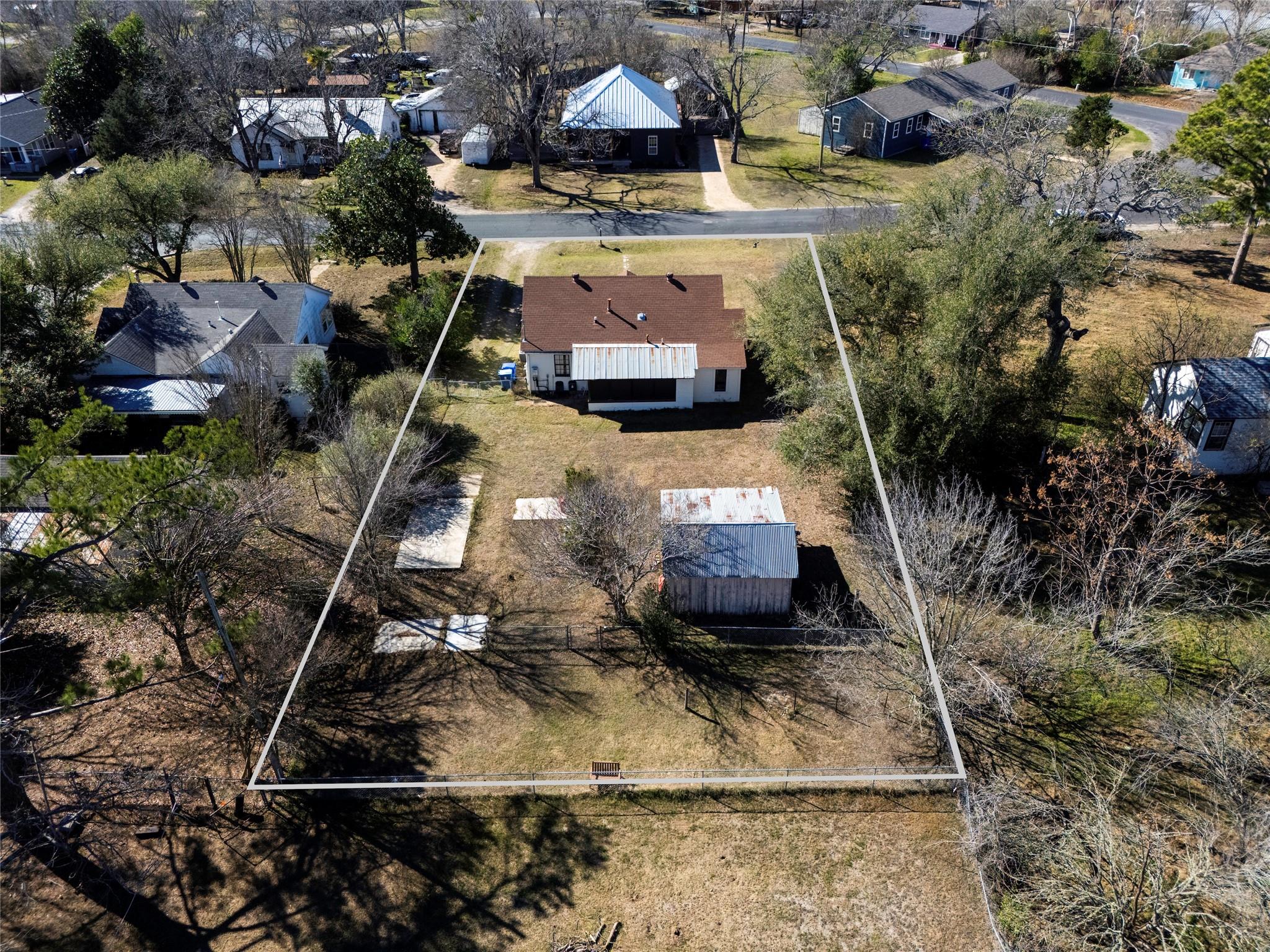 517 N Avenue F, Elgin, TX 78621