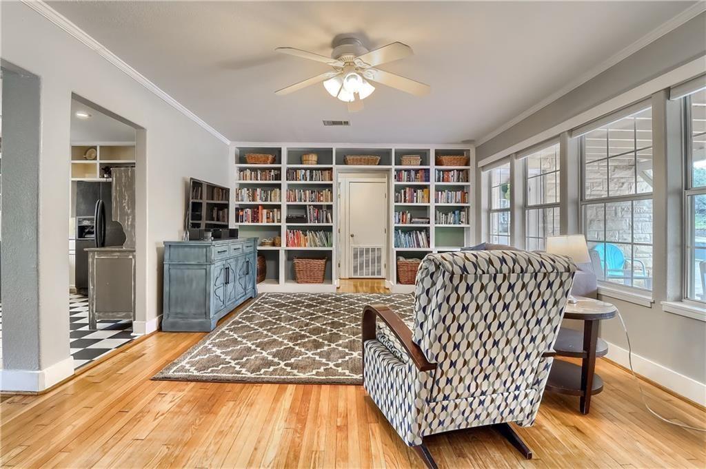 1504 Hillmont St, Austin, TX 78704