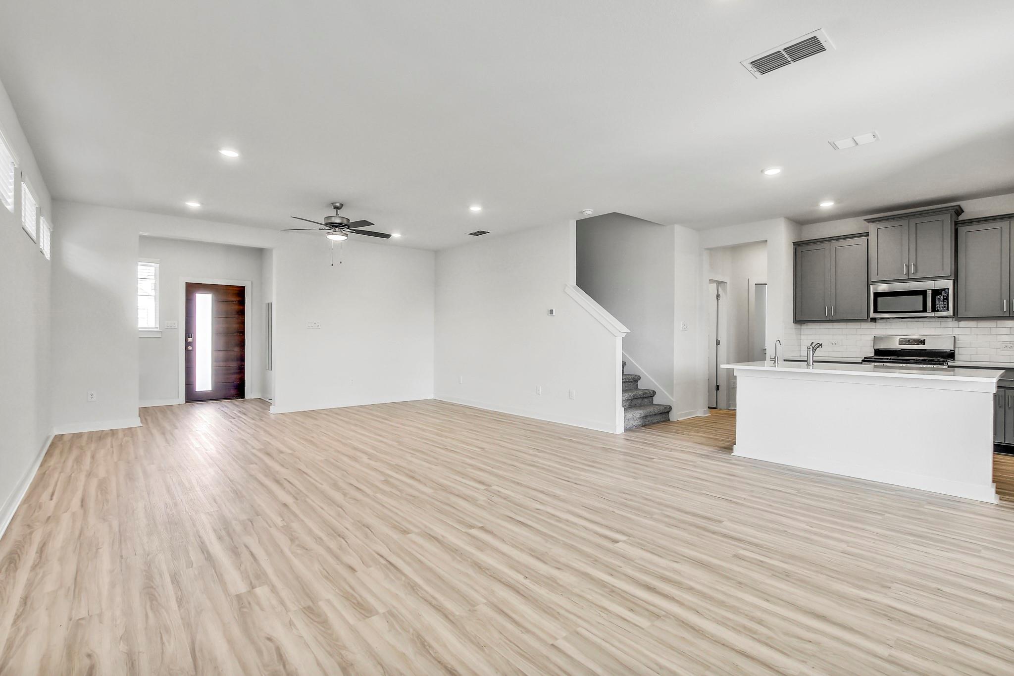 223 Garner Dr, Kyle, TX 78640