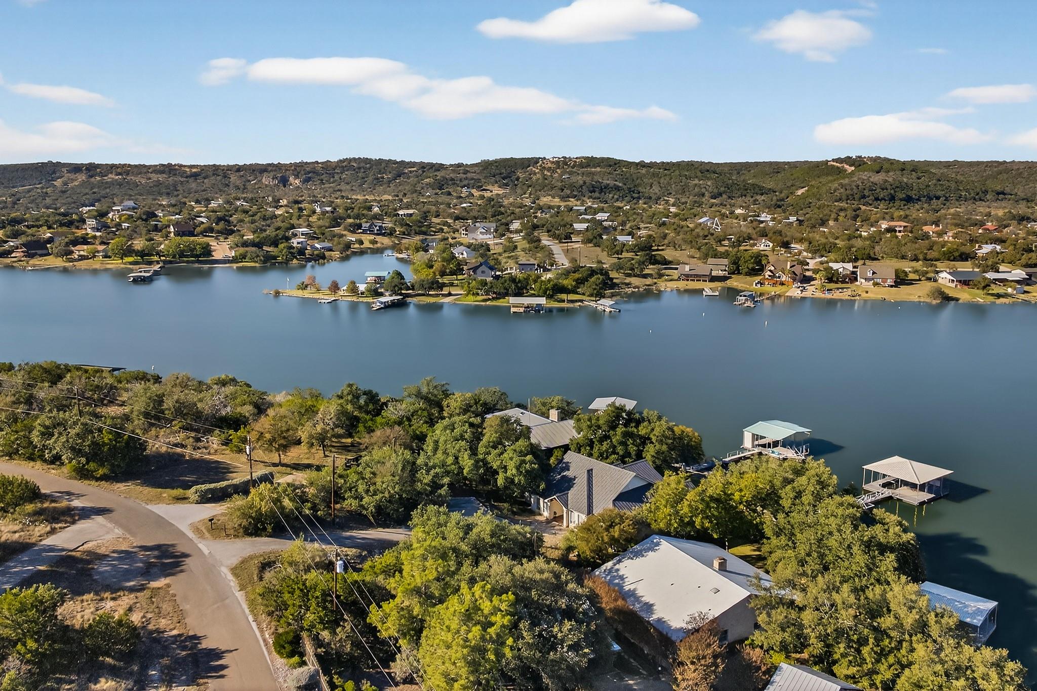 518 Morgan Creek Dr, Burnet, TX 78611